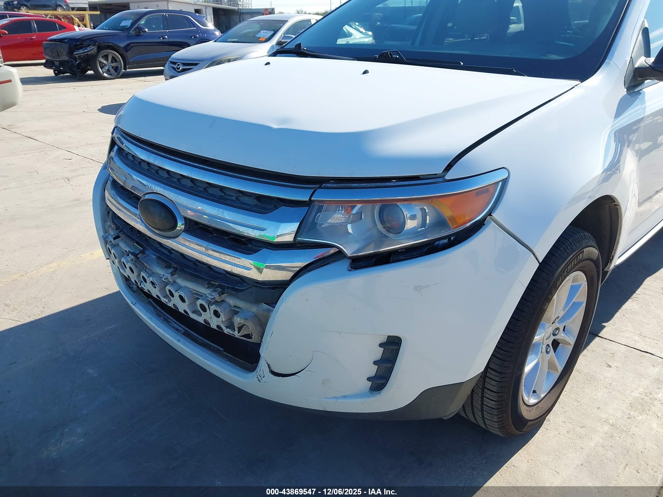 FORD EDGE image 6