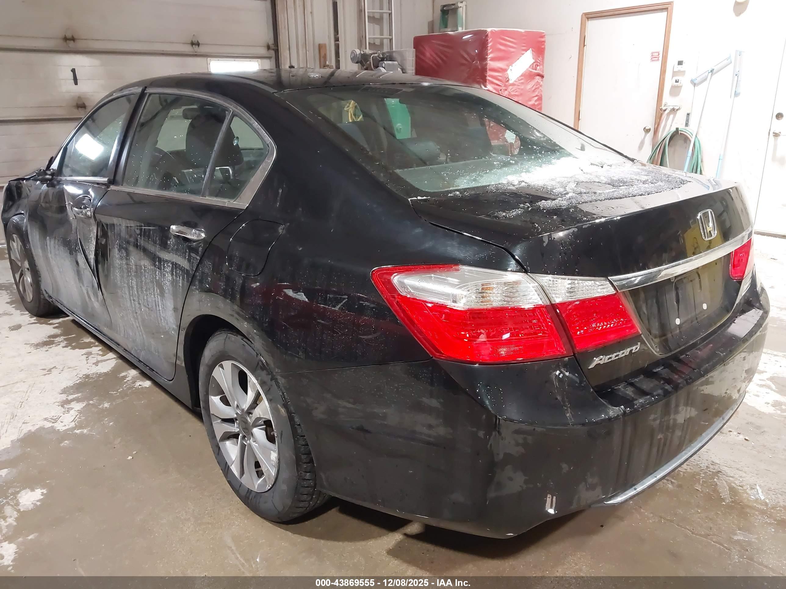 HONDA ACCORD image 3