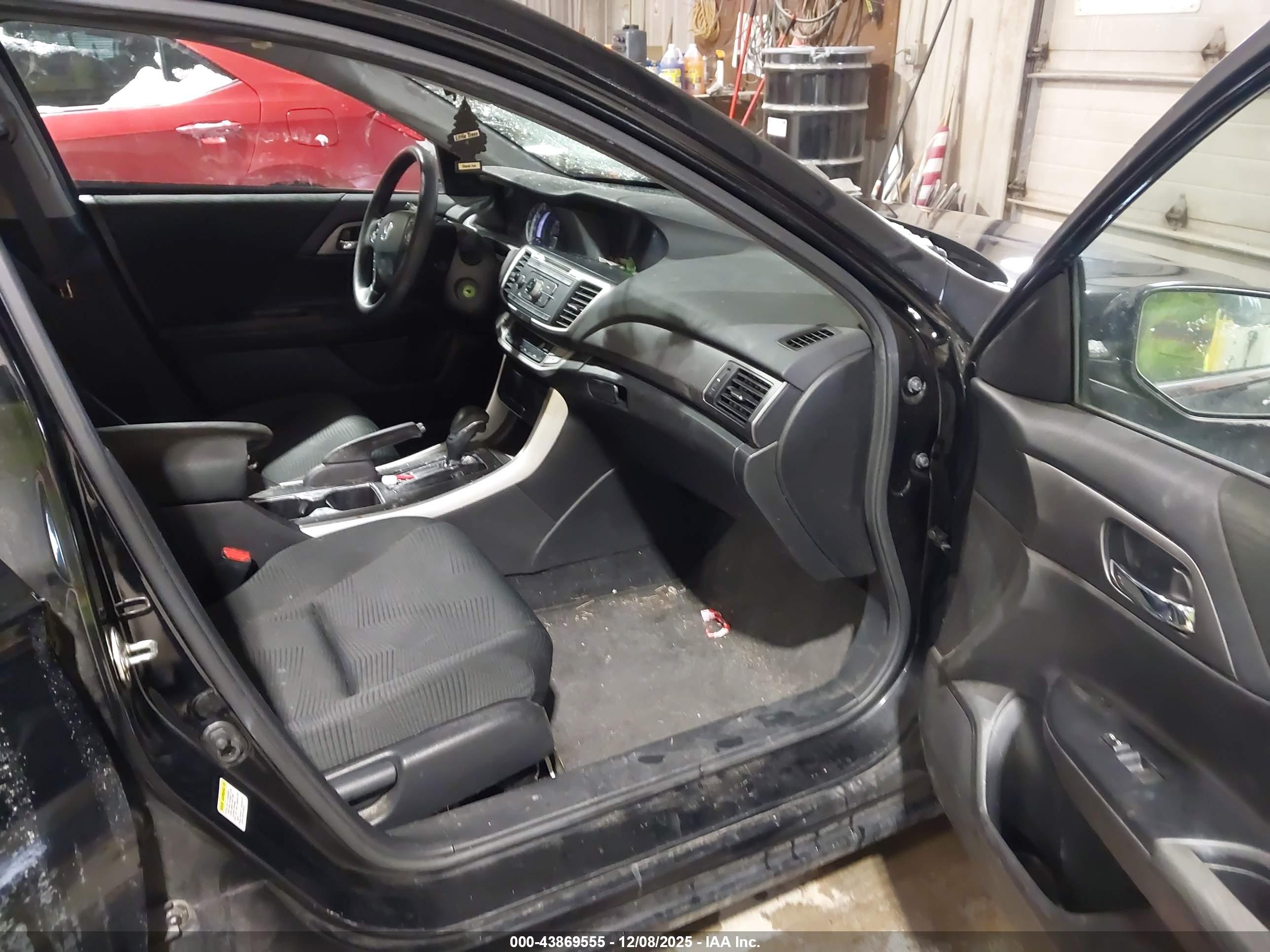 HONDA ACCORD image 5