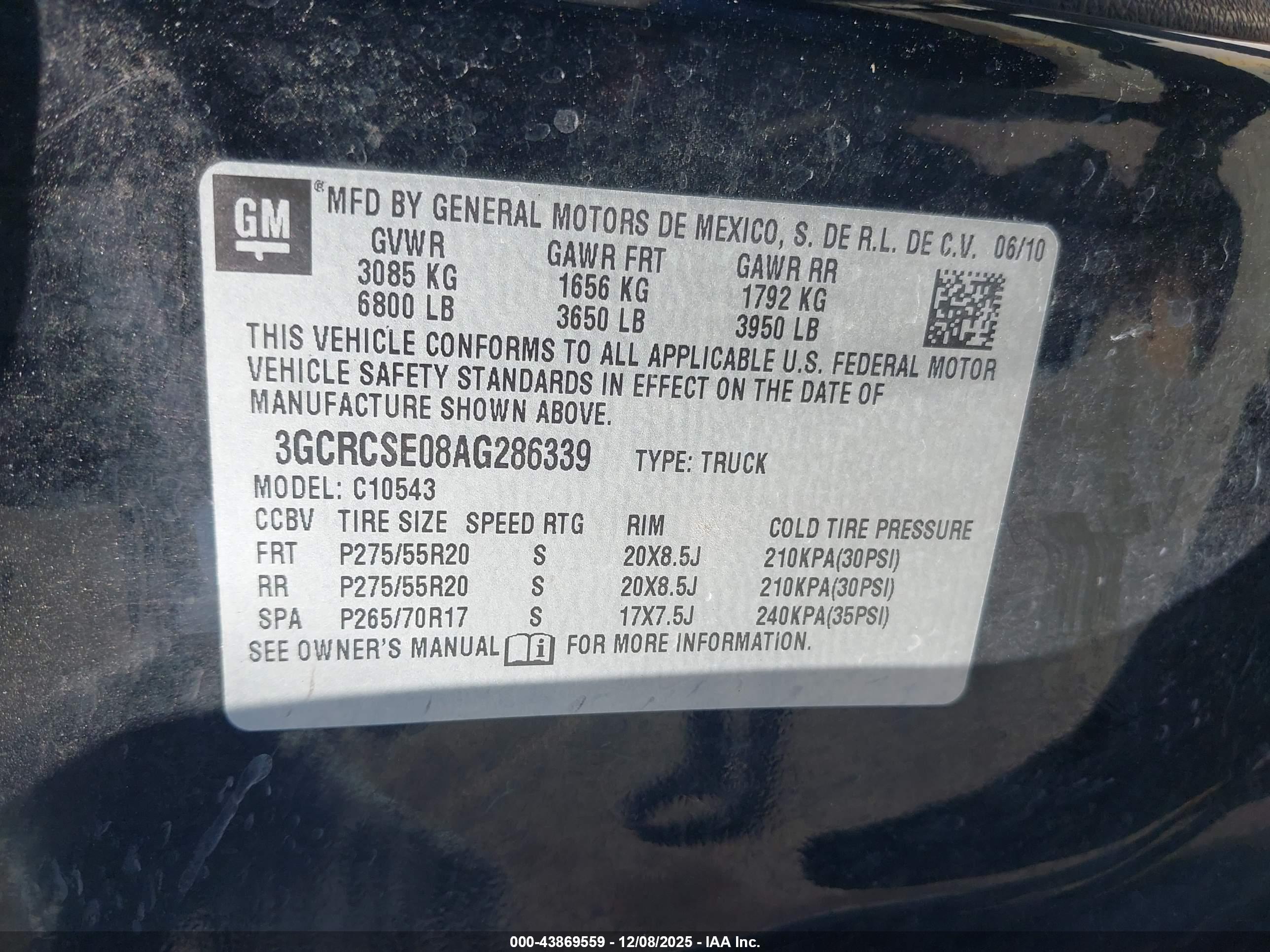 CHEVROLET SILVERADO image 9