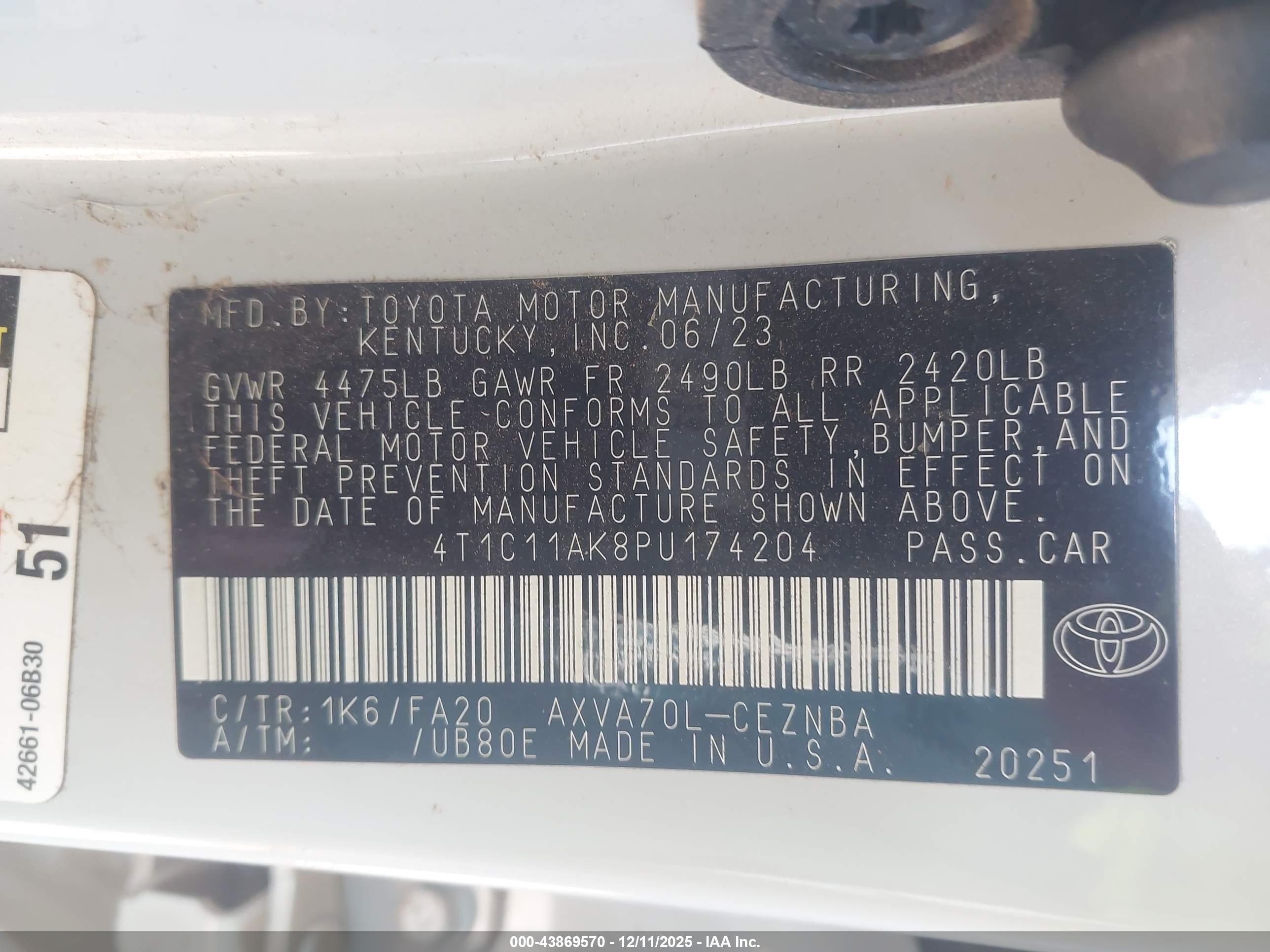 TOYOTA CAMRY image 9