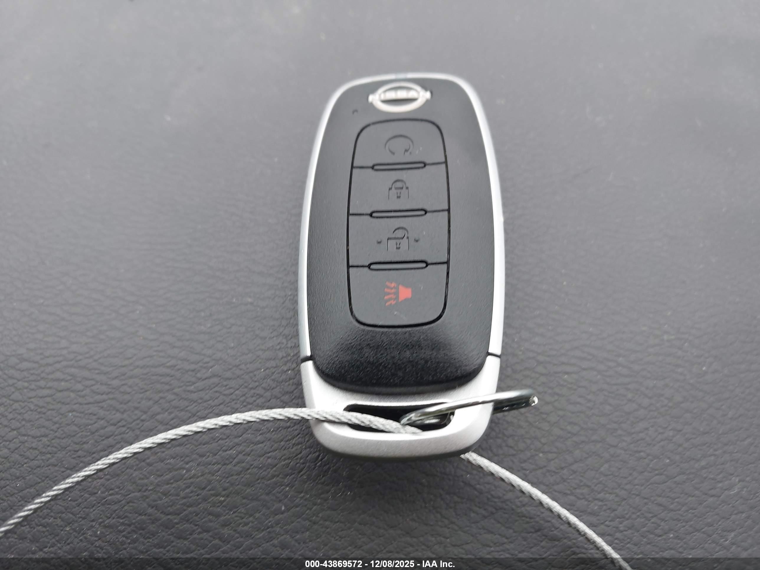 NISSAN KICKS image 11