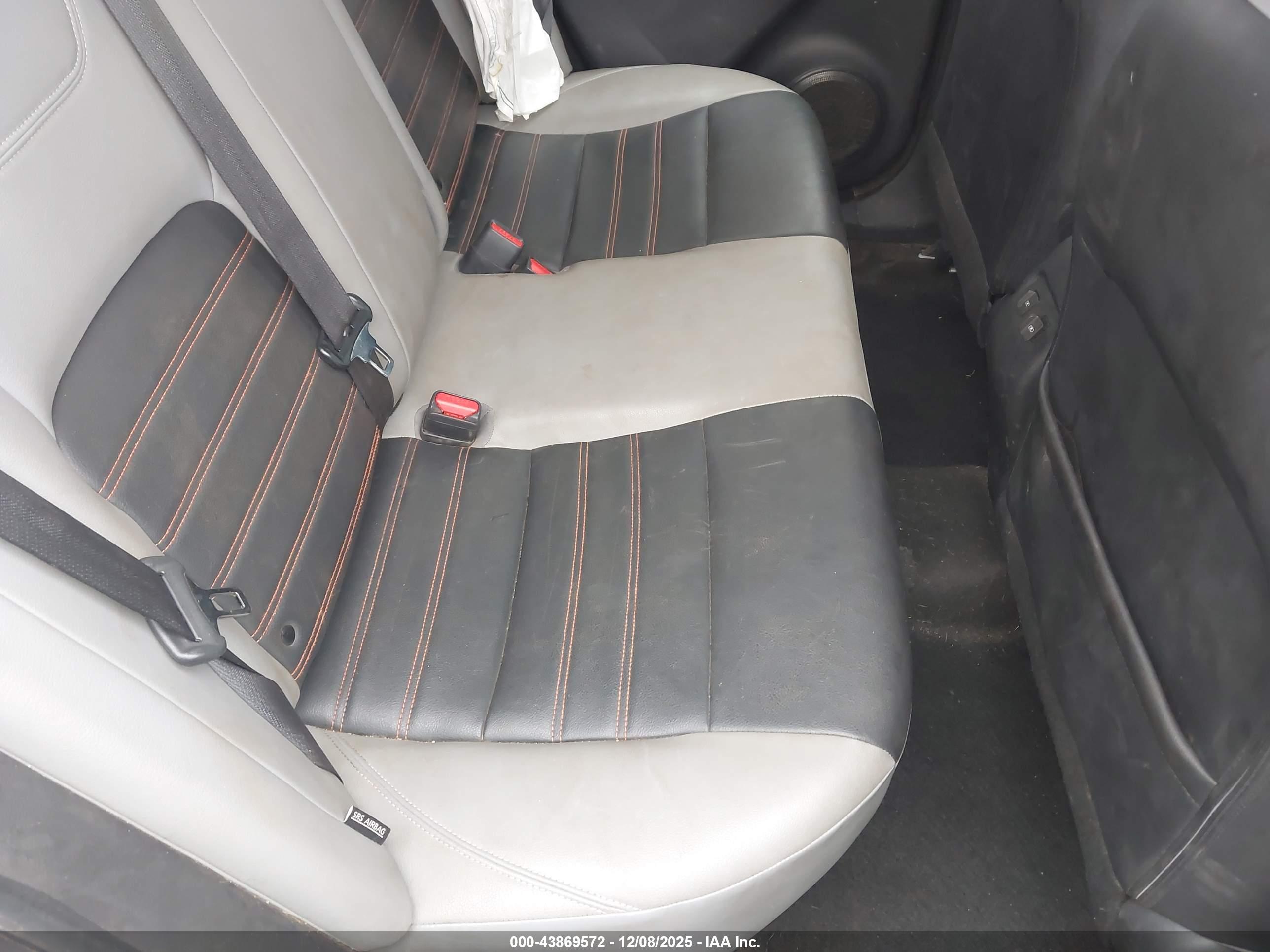 NISSAN KICKS image 8