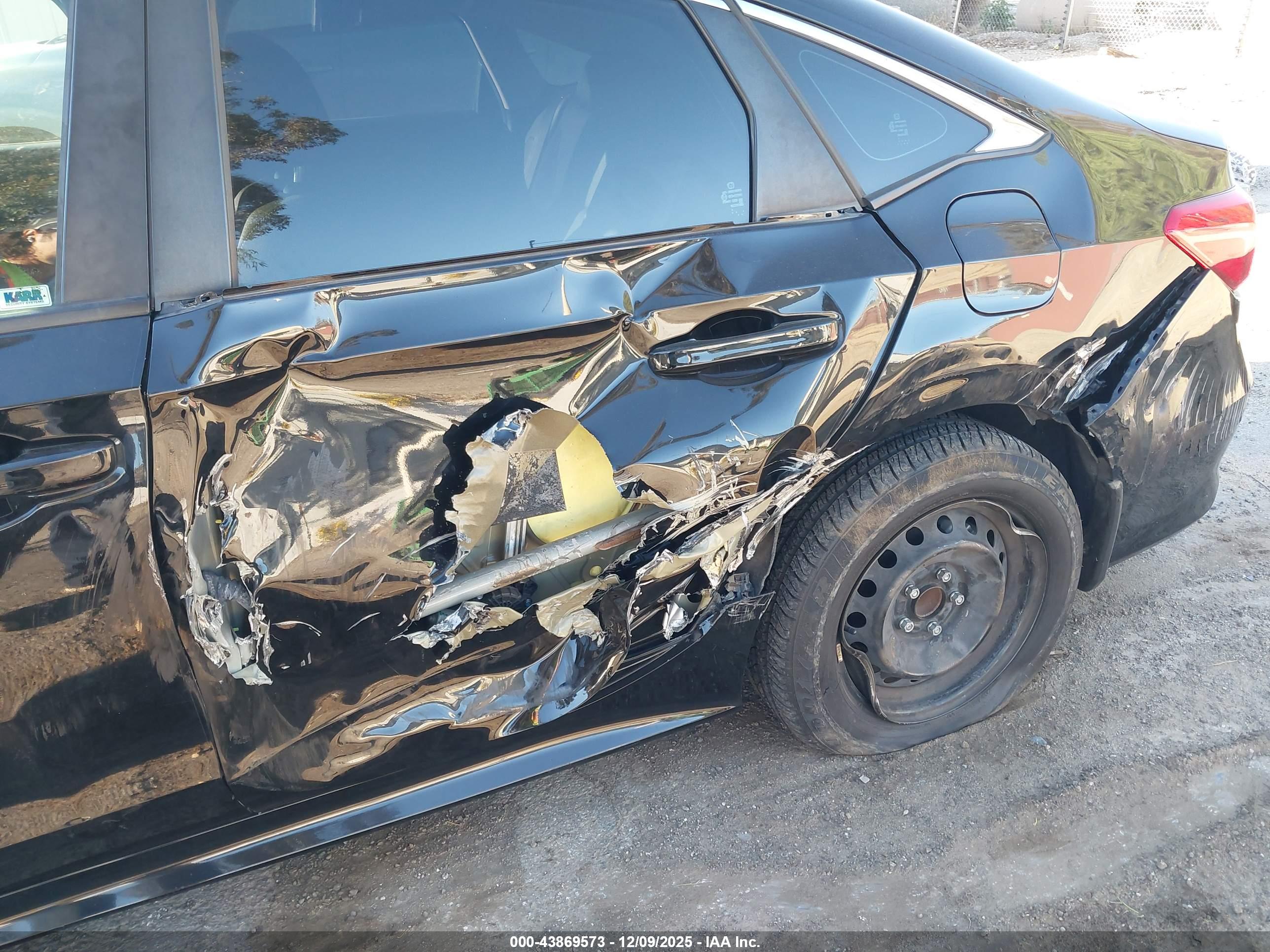 HONDA CIVIC image 6