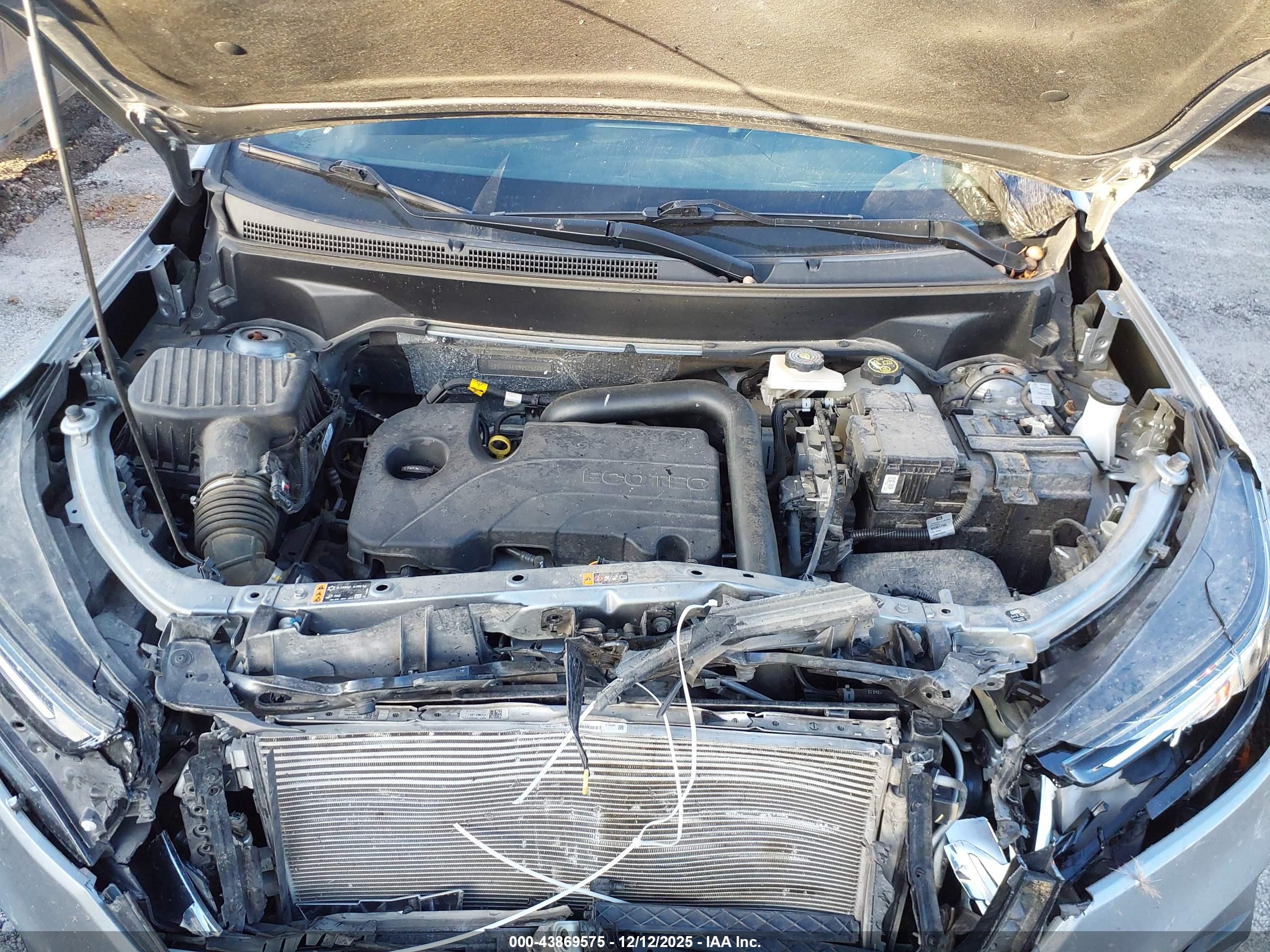 CHEVROLET EQUINOX image 10