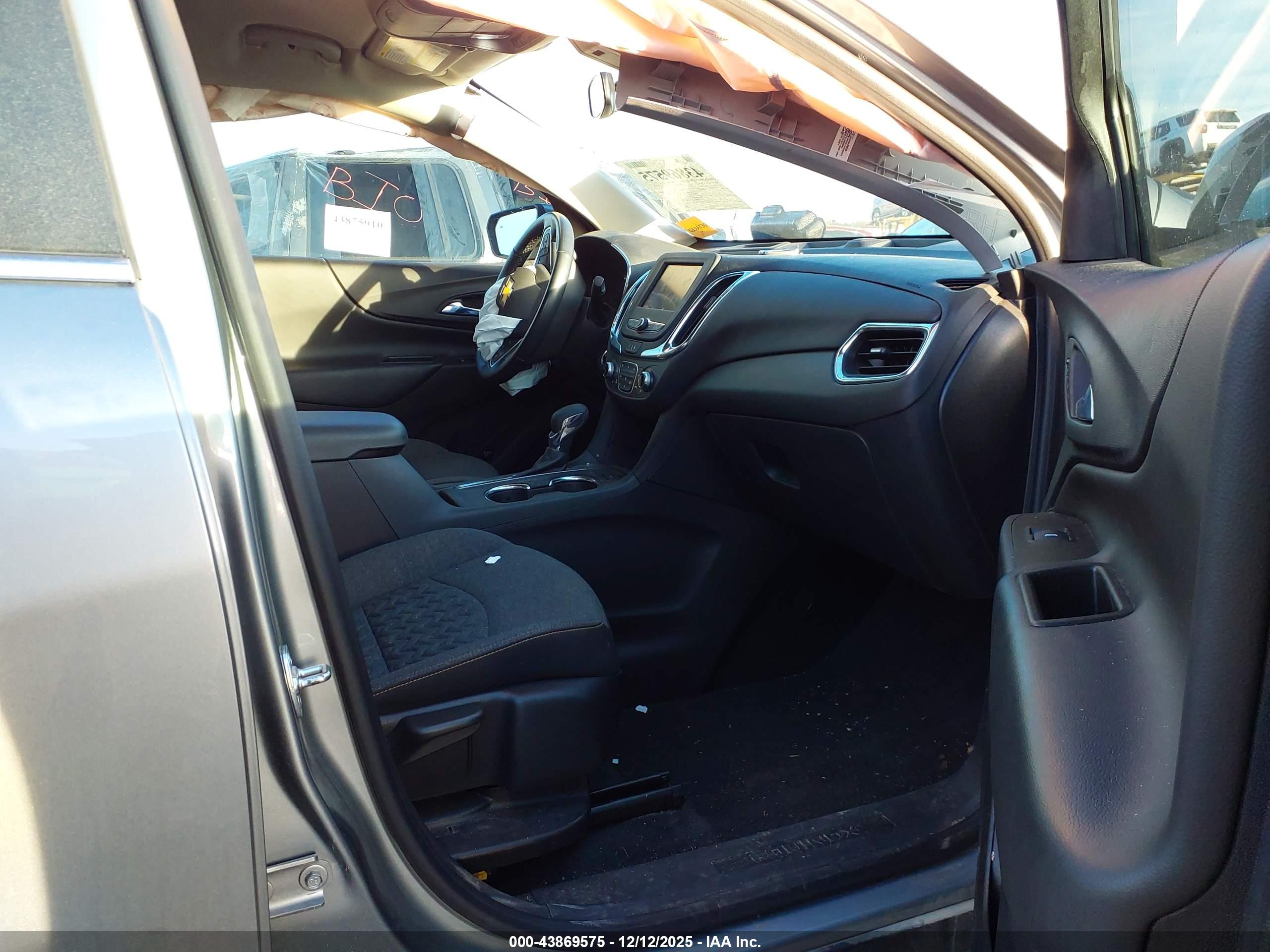 CHEVROLET EQUINOX image 5