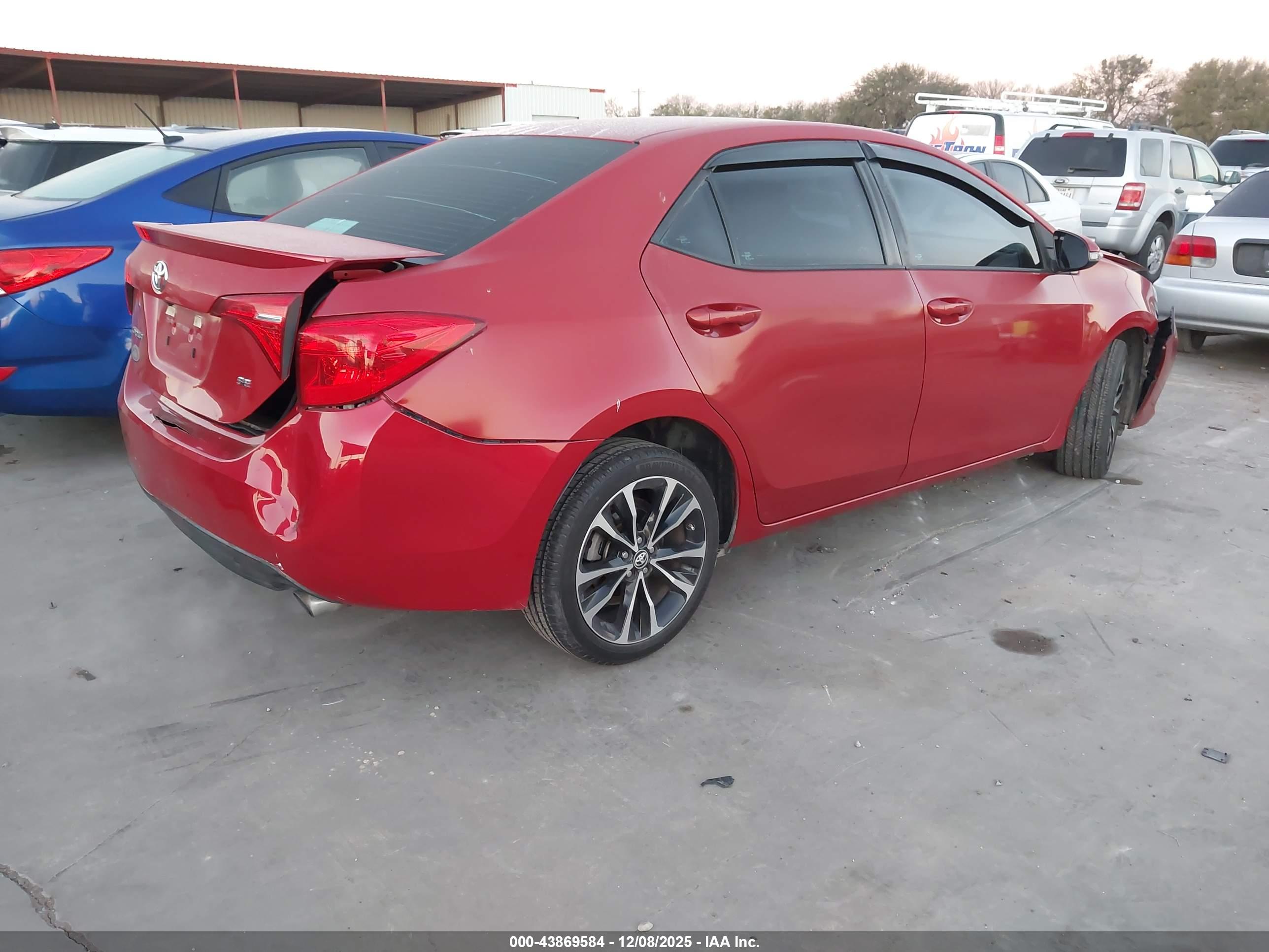 TOYOTA COROLLA image 4