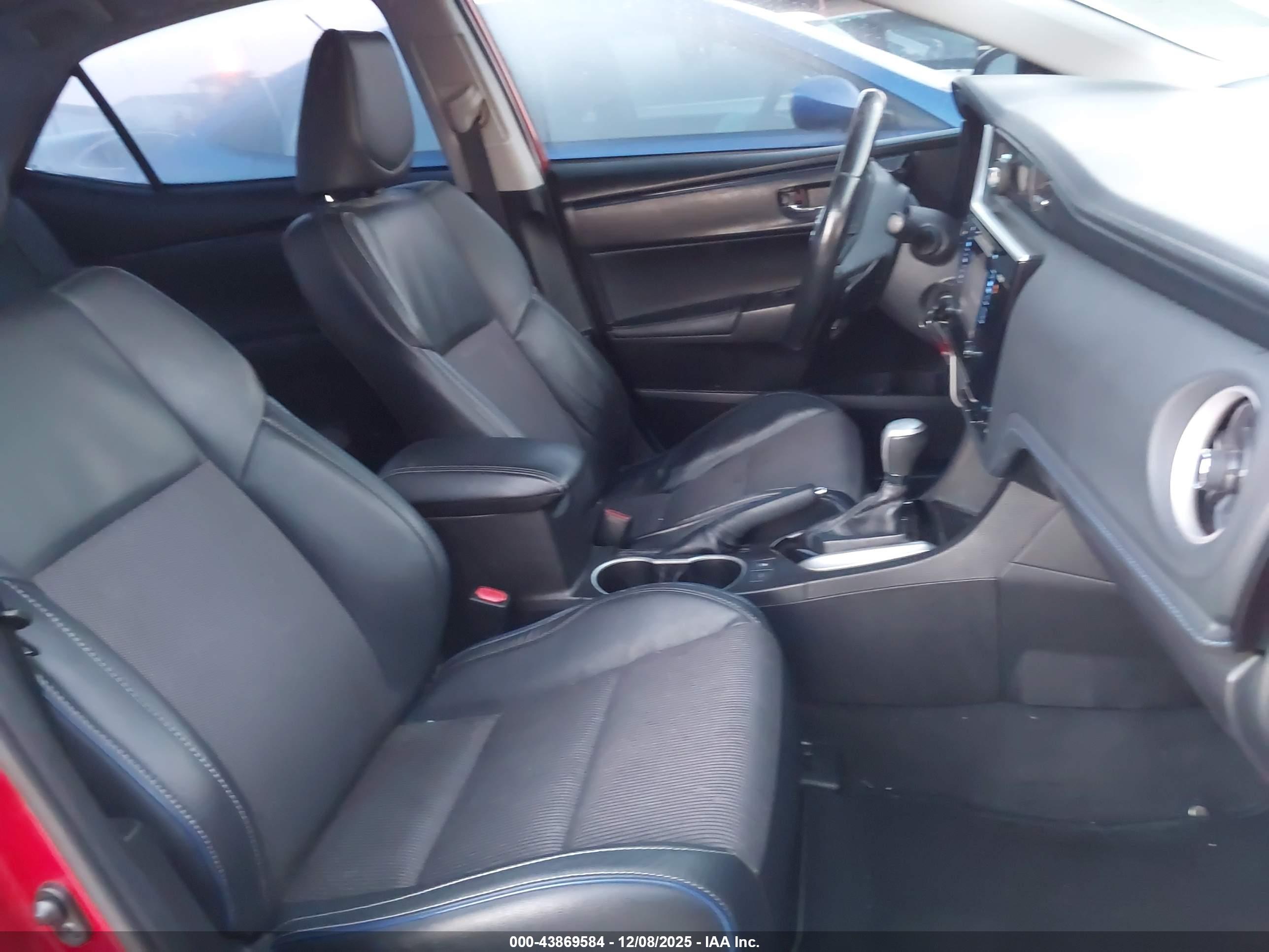 TOYOTA COROLLA image 5
