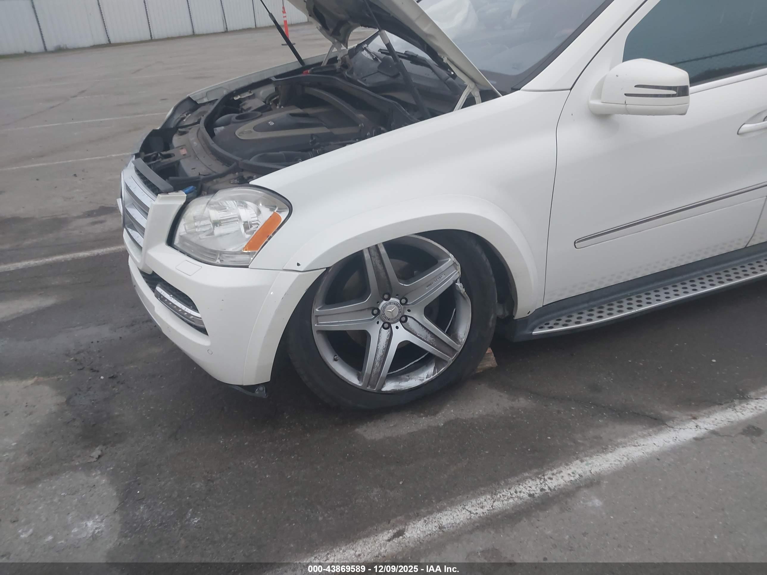 MERCEDES-BENZ GL image 6