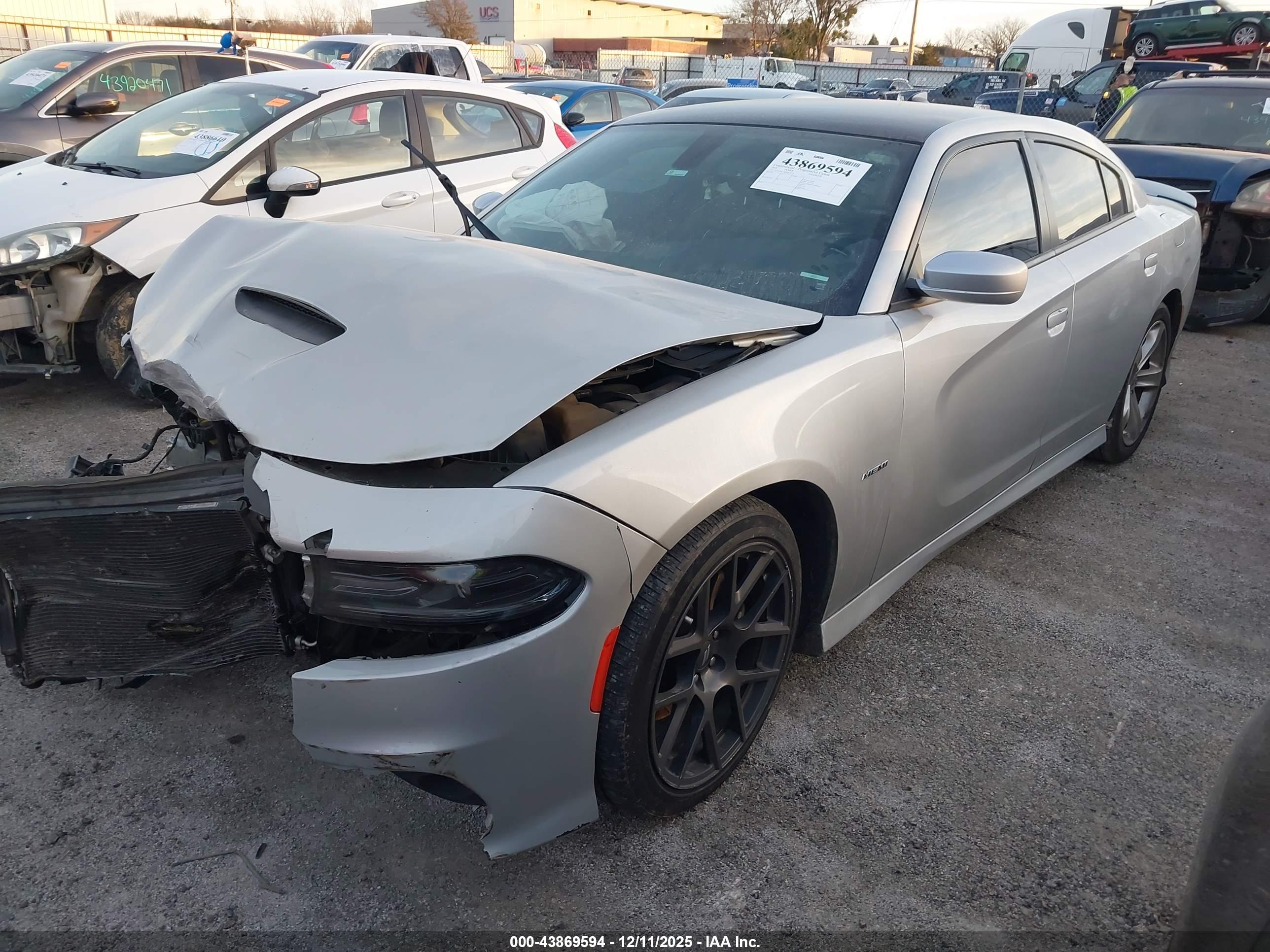 DODGE CHARGER image 2
