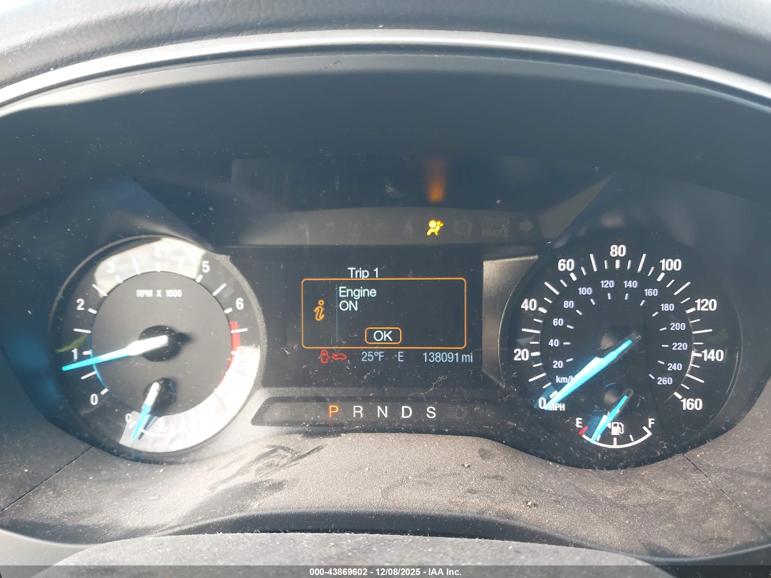 FORD FUSION image 7