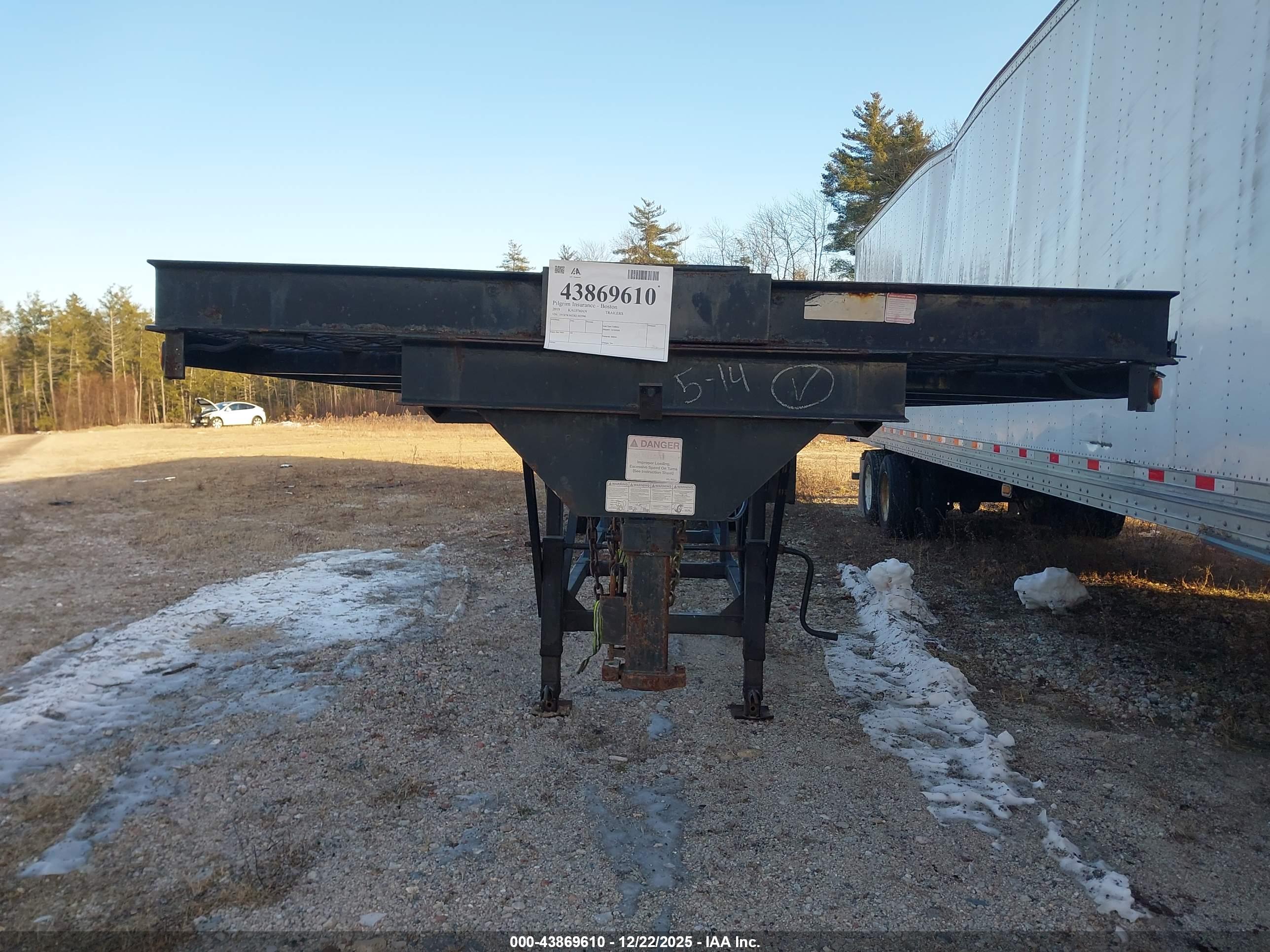 KAUFMAN TRAILERS image 10