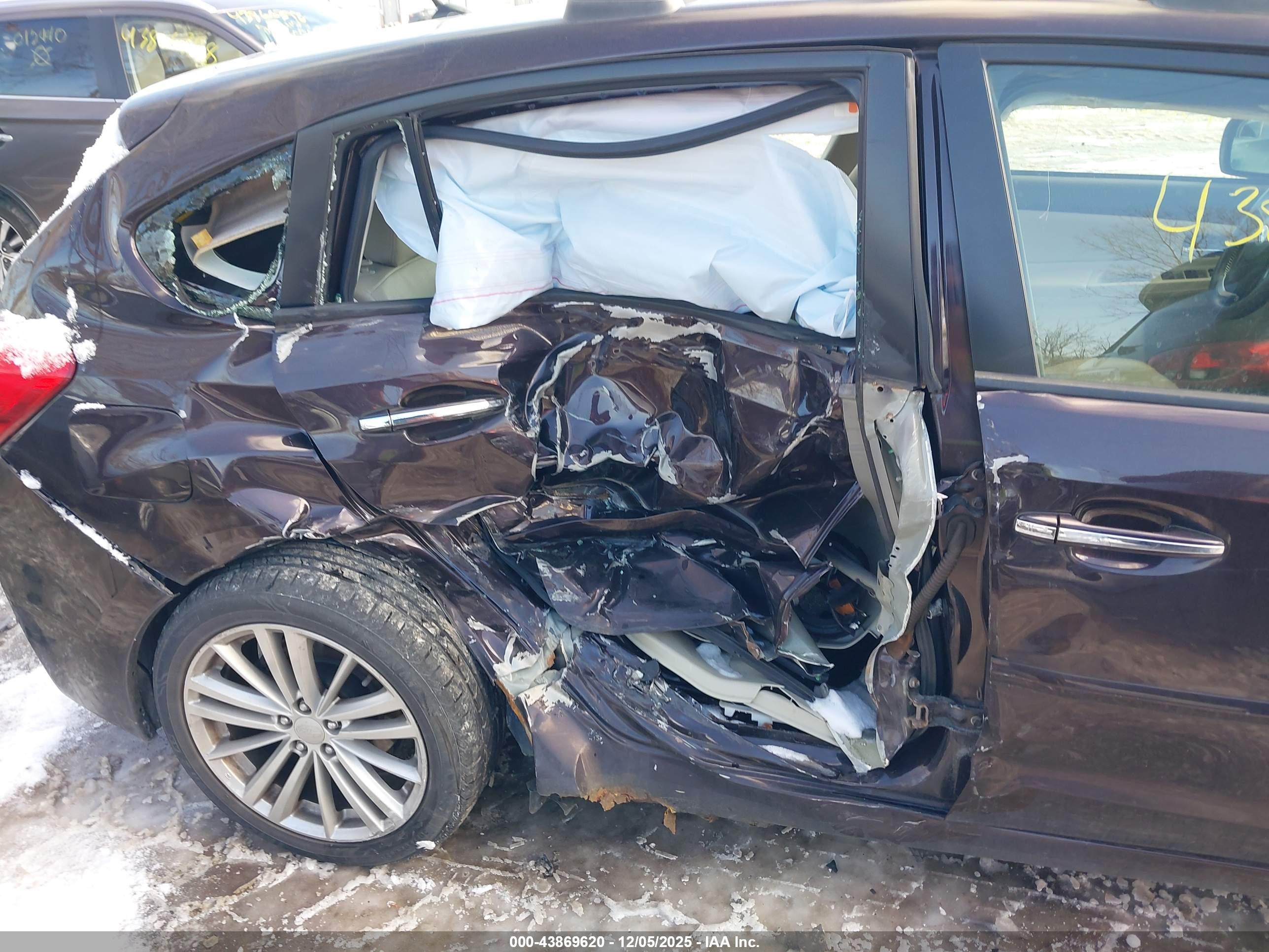SUBARU IMPREZA image 6