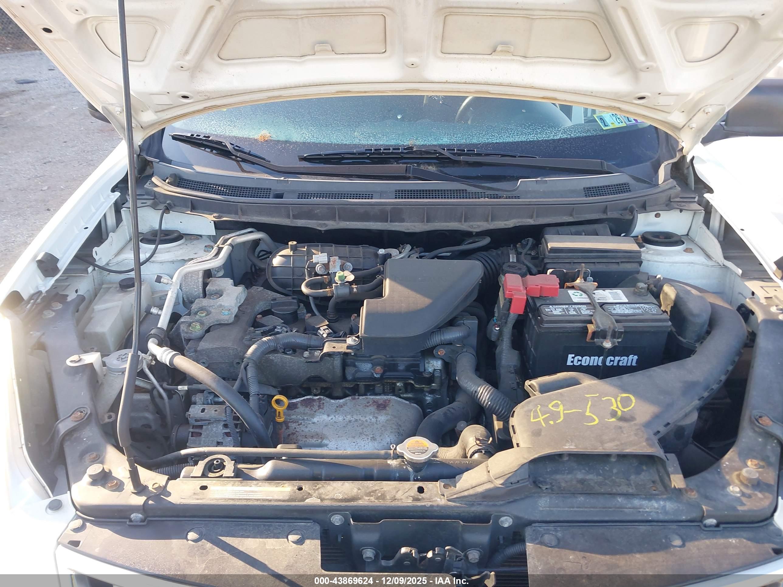 NISSAN ROGUE image 10