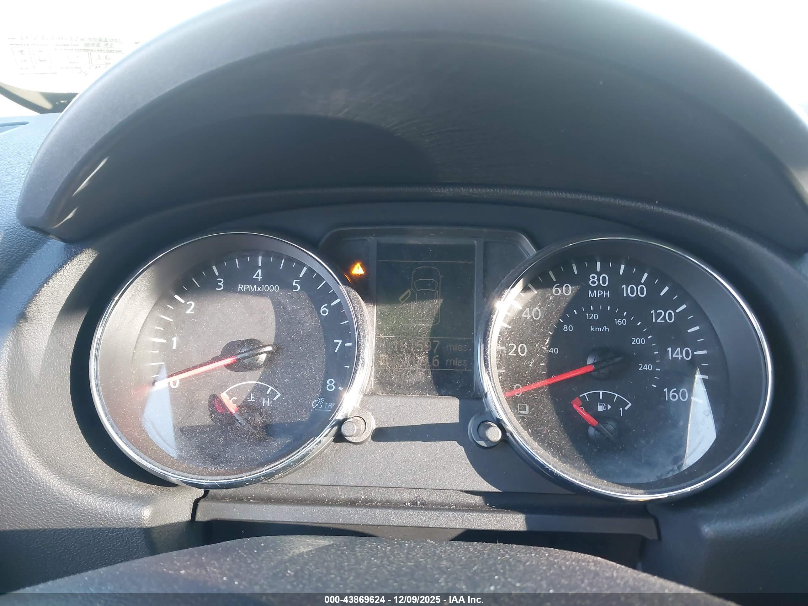 NISSAN ROGUE image 7