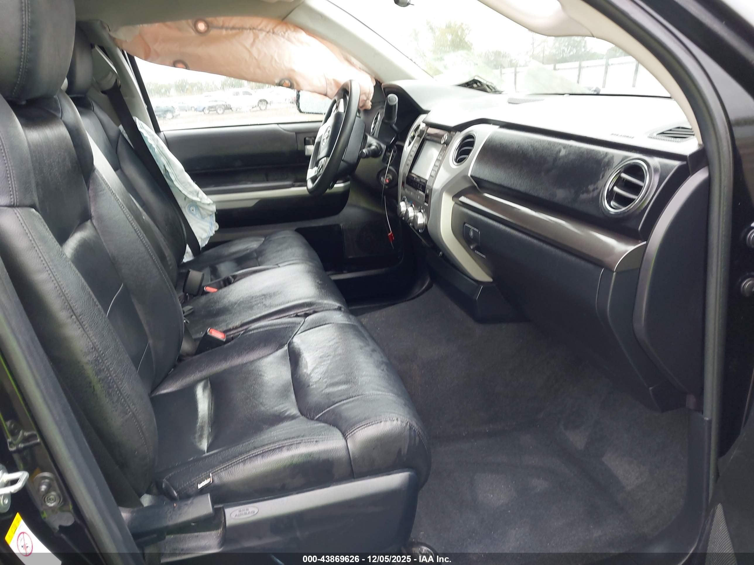 TOYOTA TUNDRA image 5
