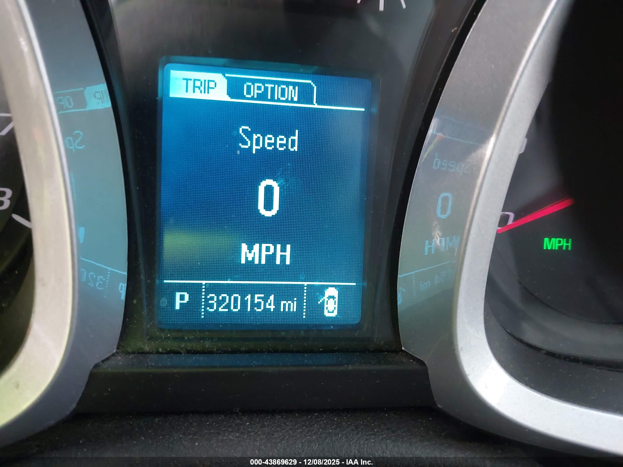 CHEVROLET EQUINOX image 7