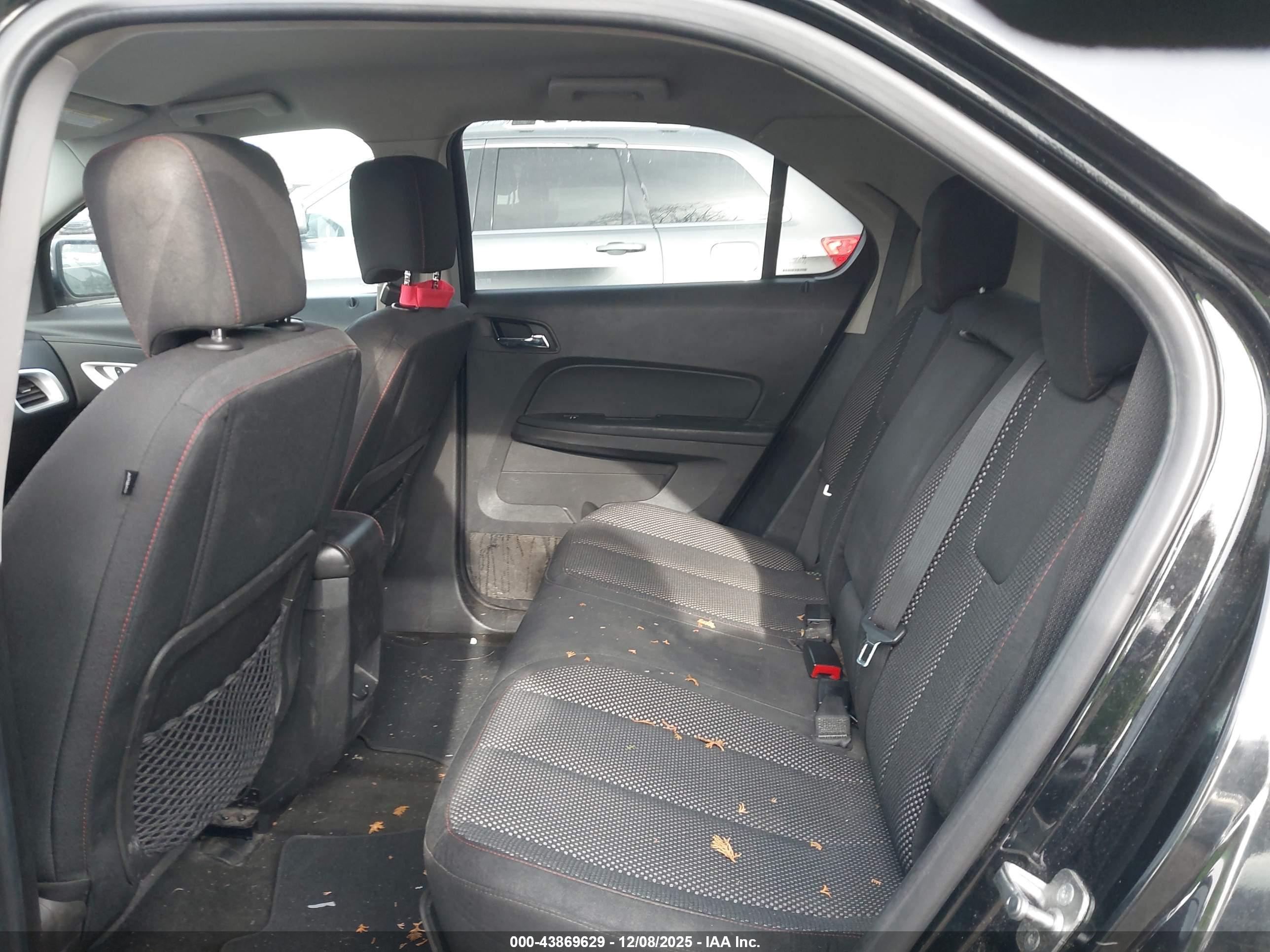 CHEVROLET EQUINOX image 8