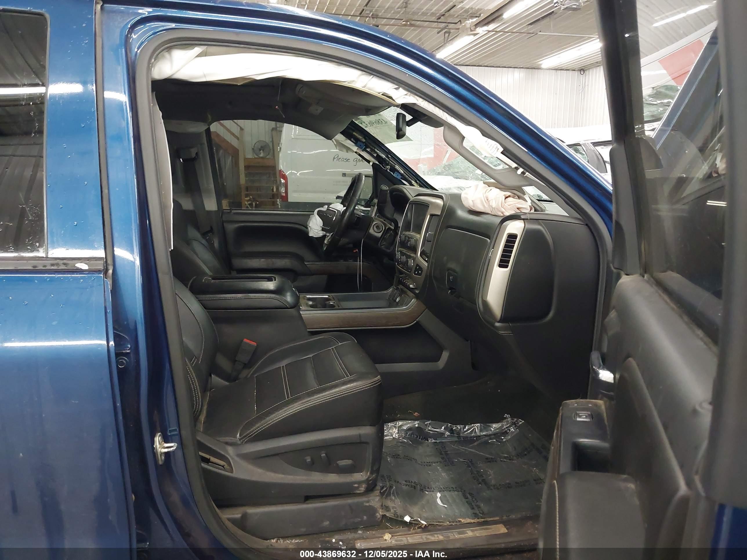 GMC SIERRA image 5