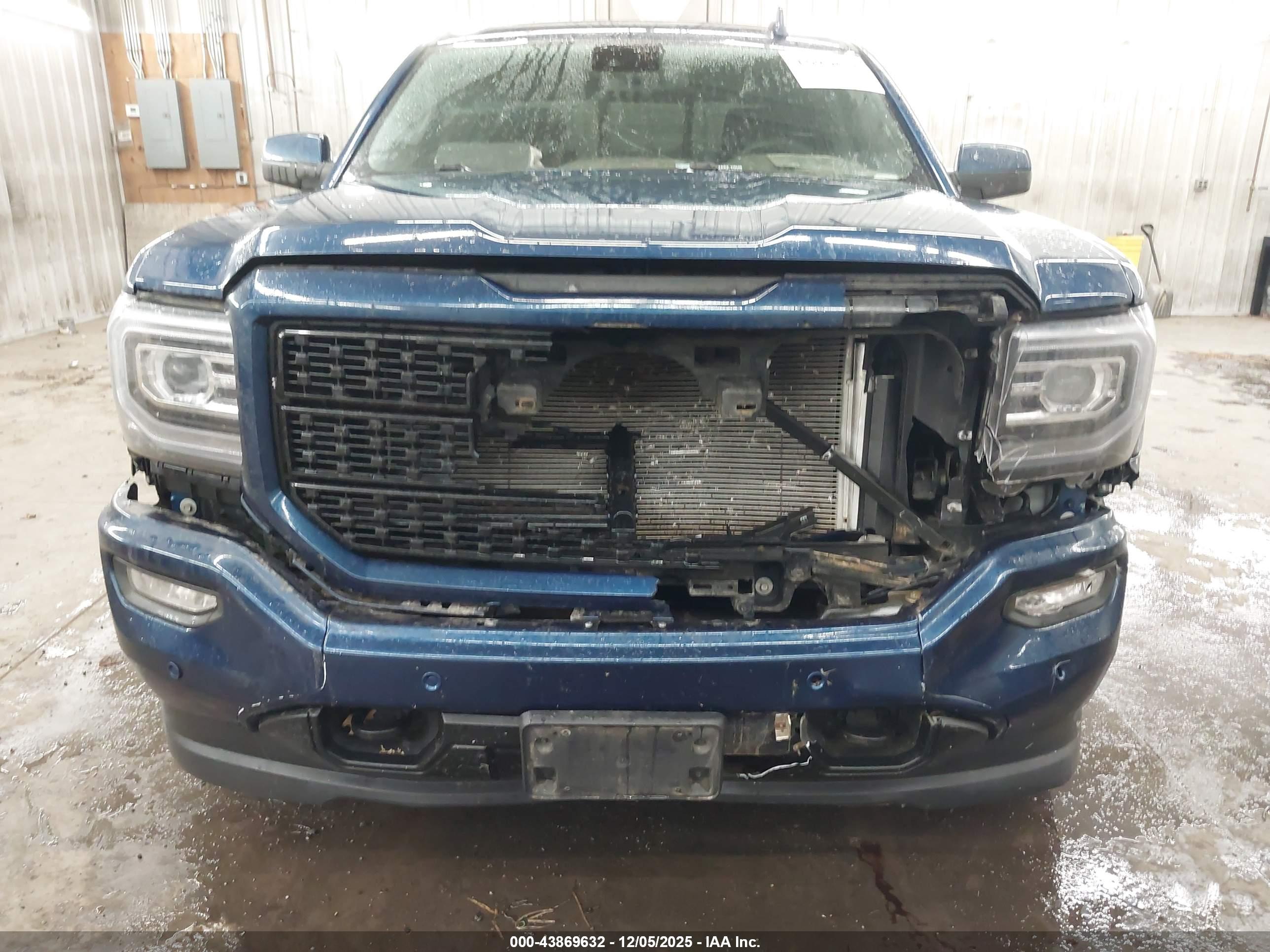 GMC SIERRA image 6