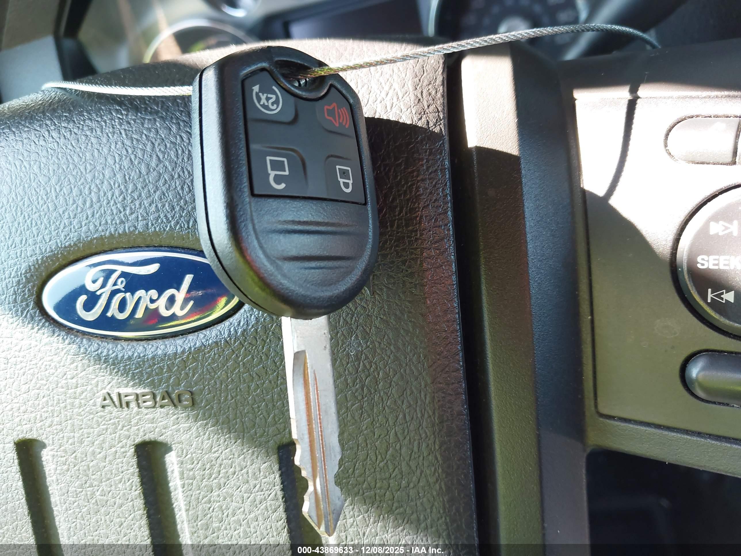 FORD F-250 image 11