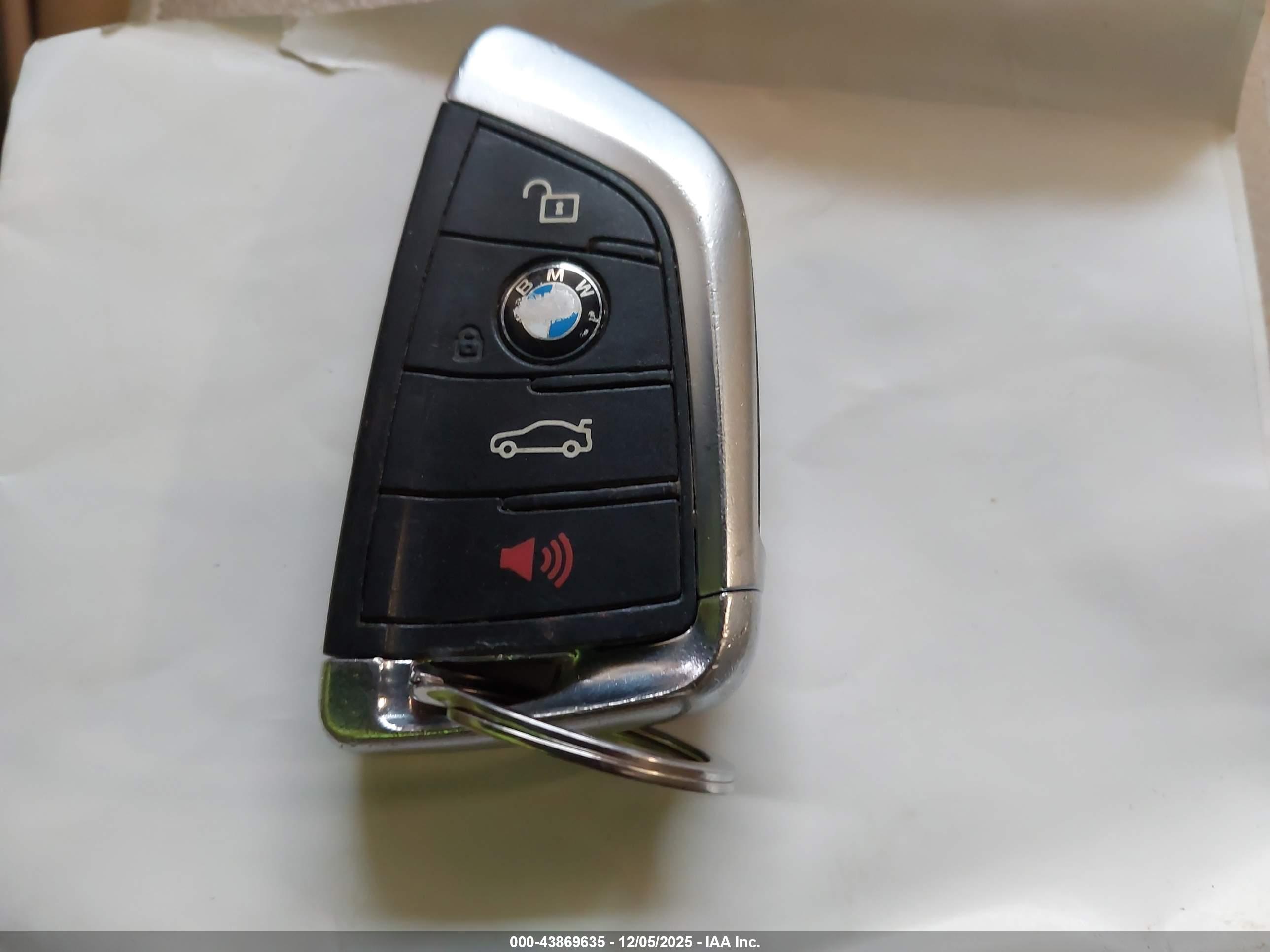 BMW X1 image 11
