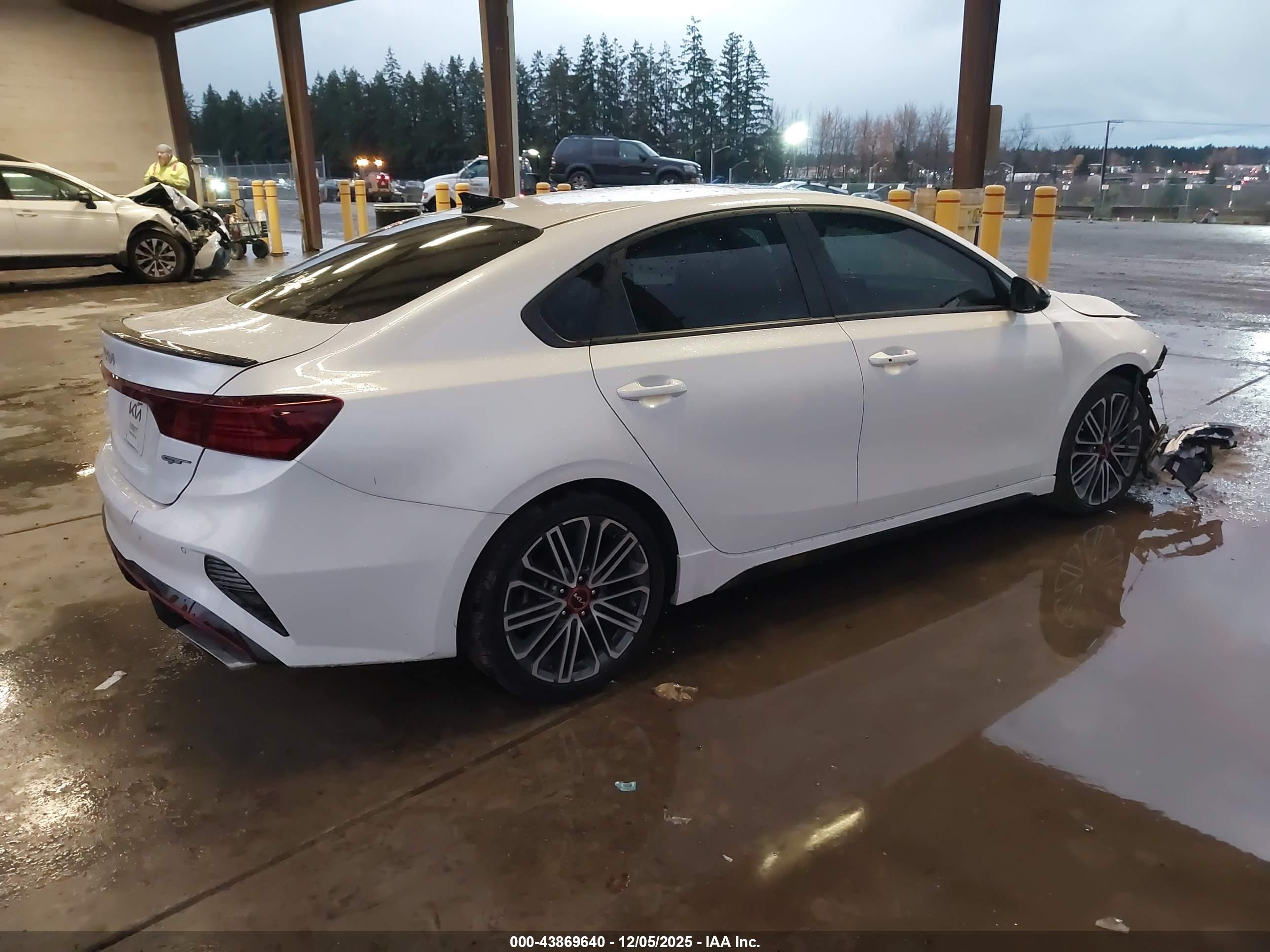 KIA FORTE image 4