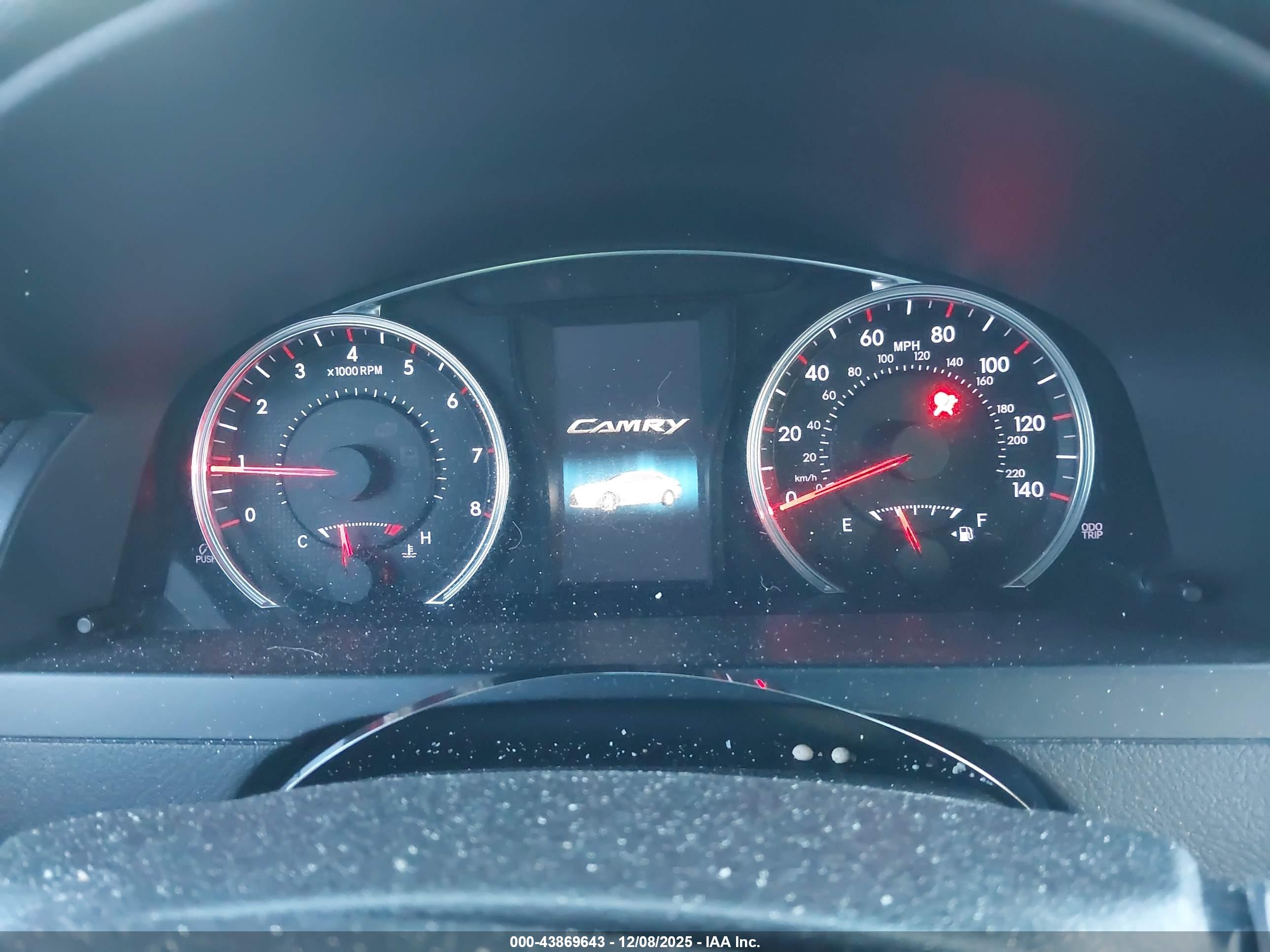 TOYOTA CAMRY image 7