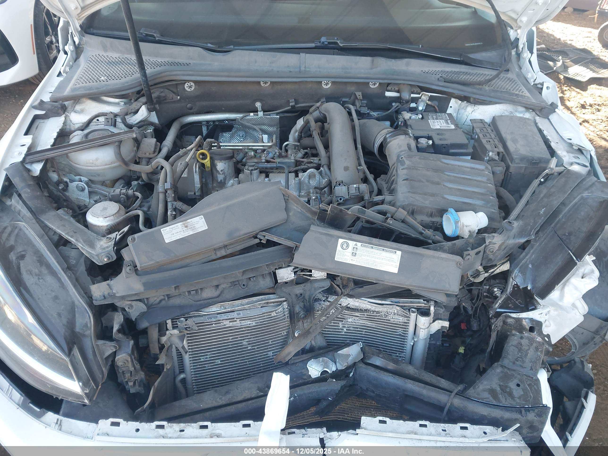 VOLKSWAGEN GOLF image 10