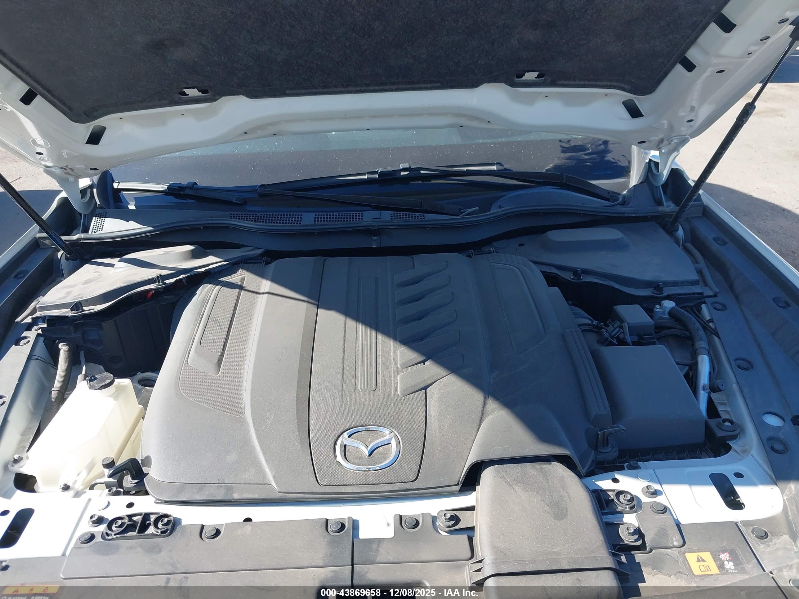 MAZDA CX-90 image 10