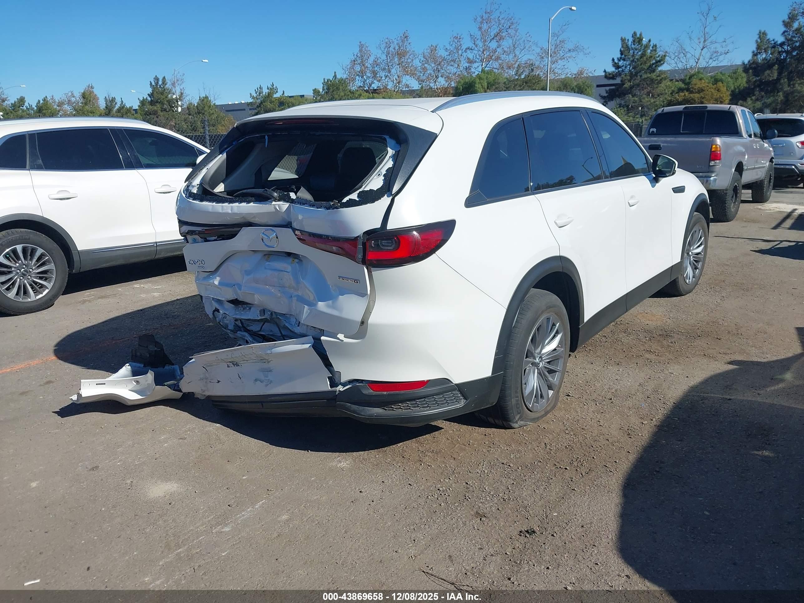 MAZDA CX-90 image 4
