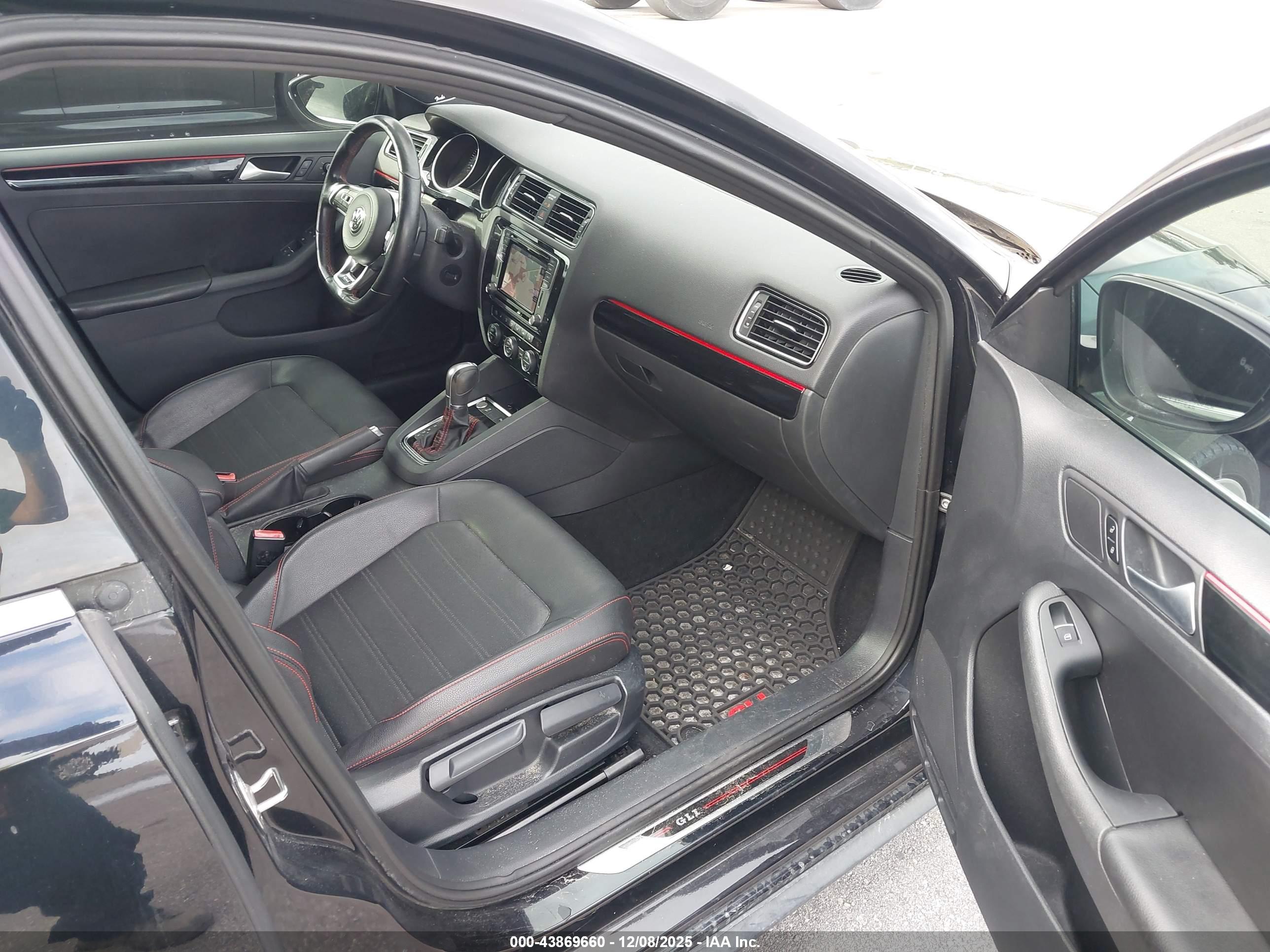 VOLKSWAGEN JETTA image 5