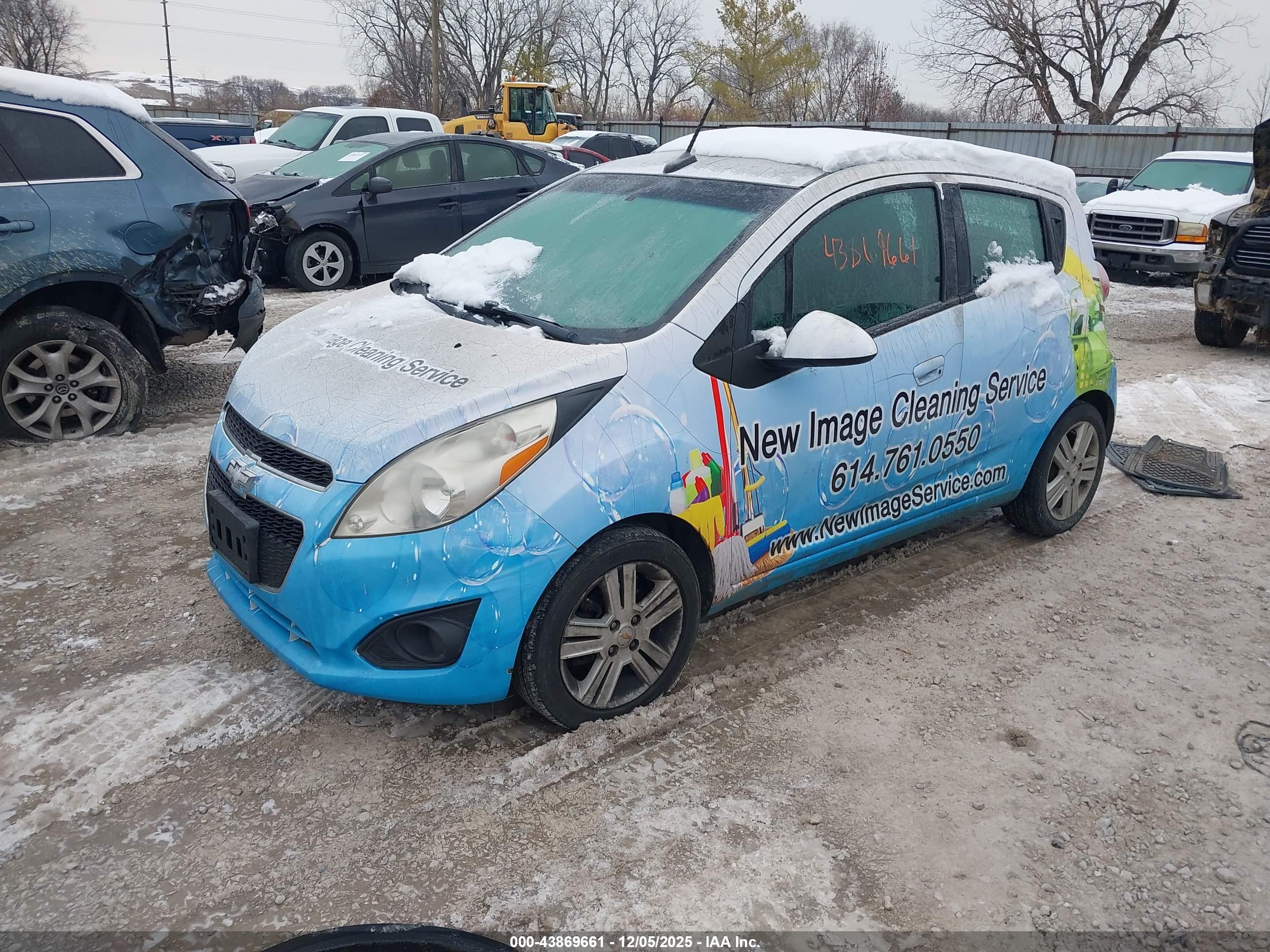 CHEVROLET SPARK image 2