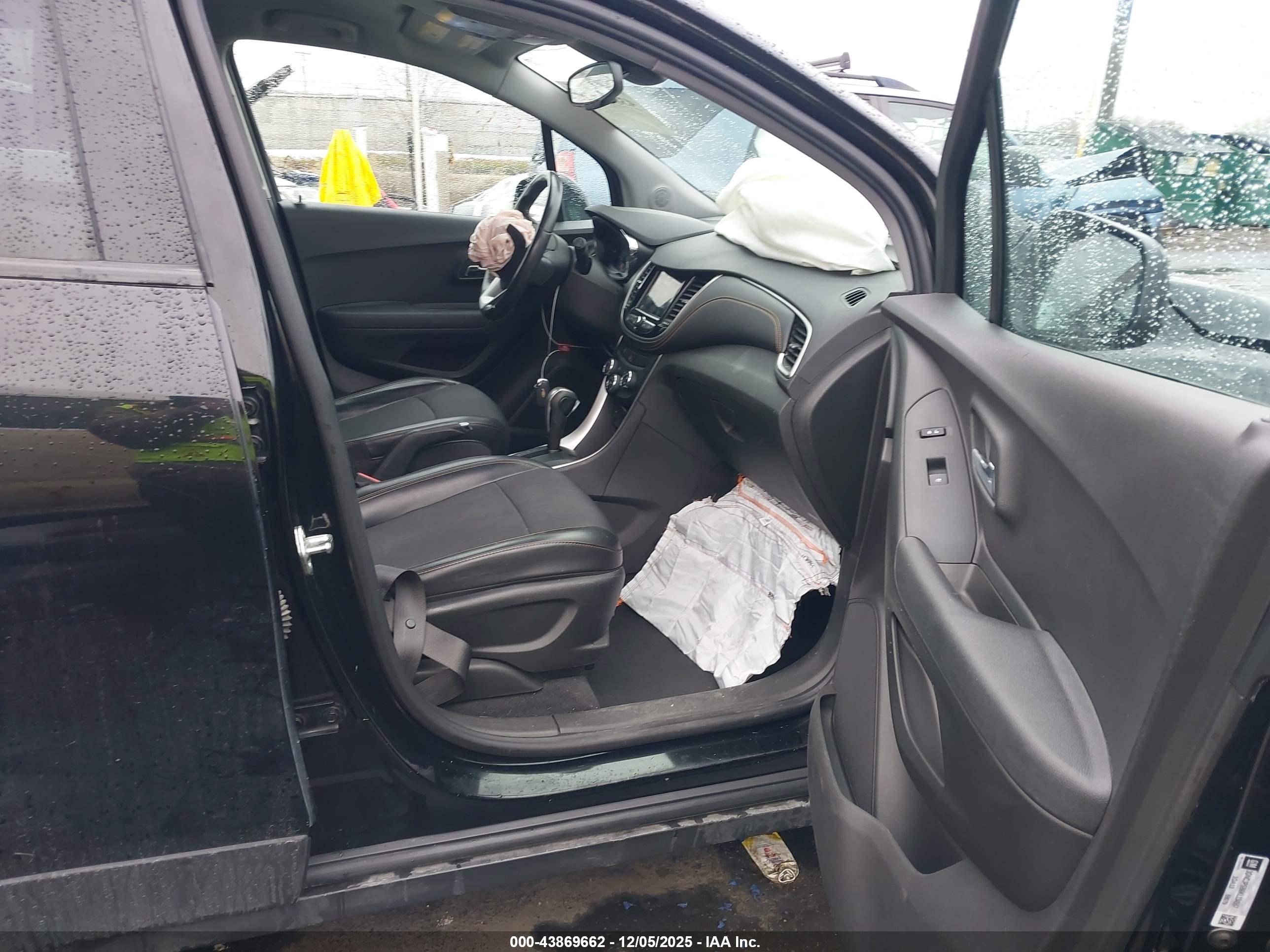 CHEVROLET TRAX image 5