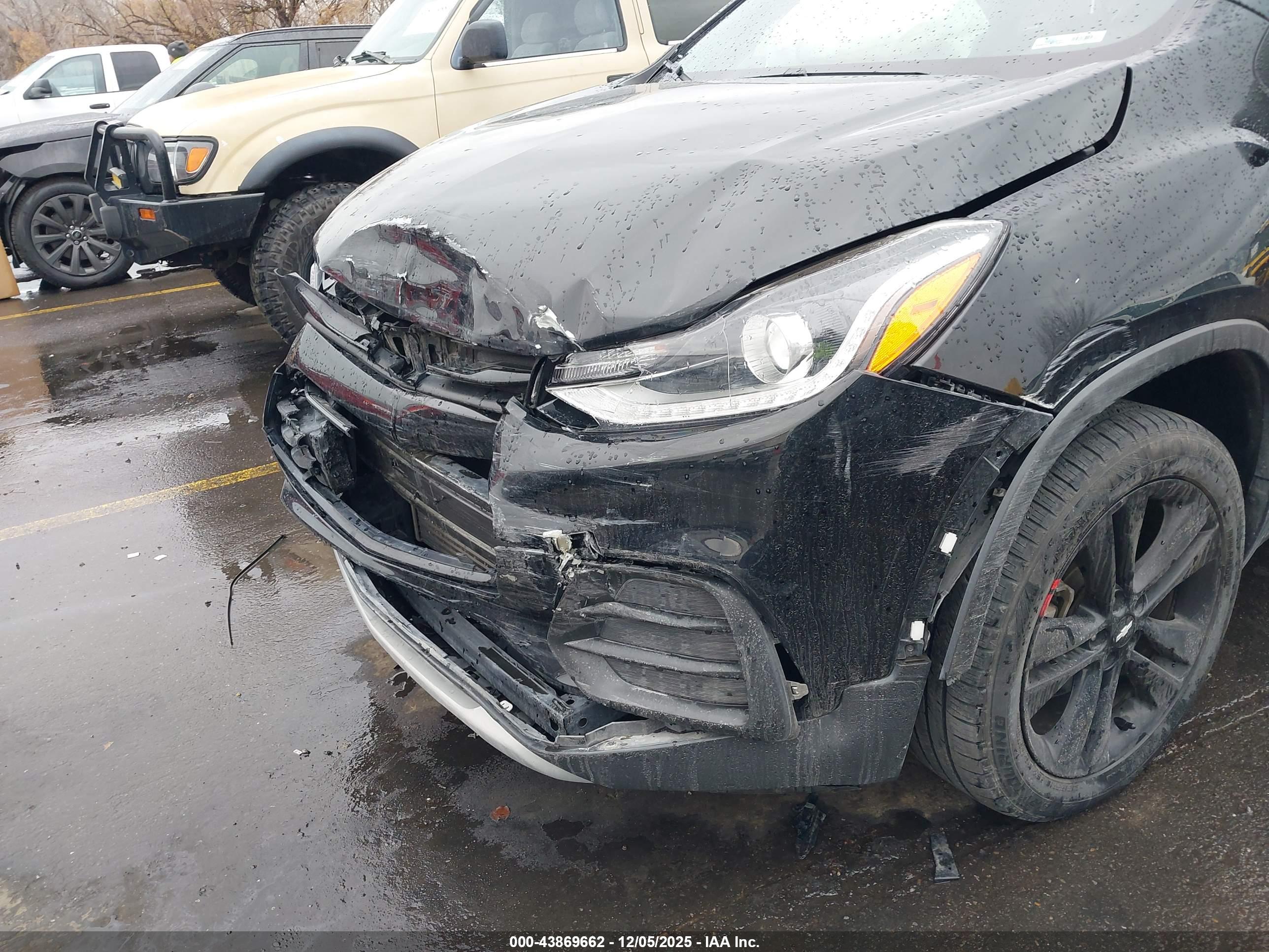 CHEVROLET TRAX image 6