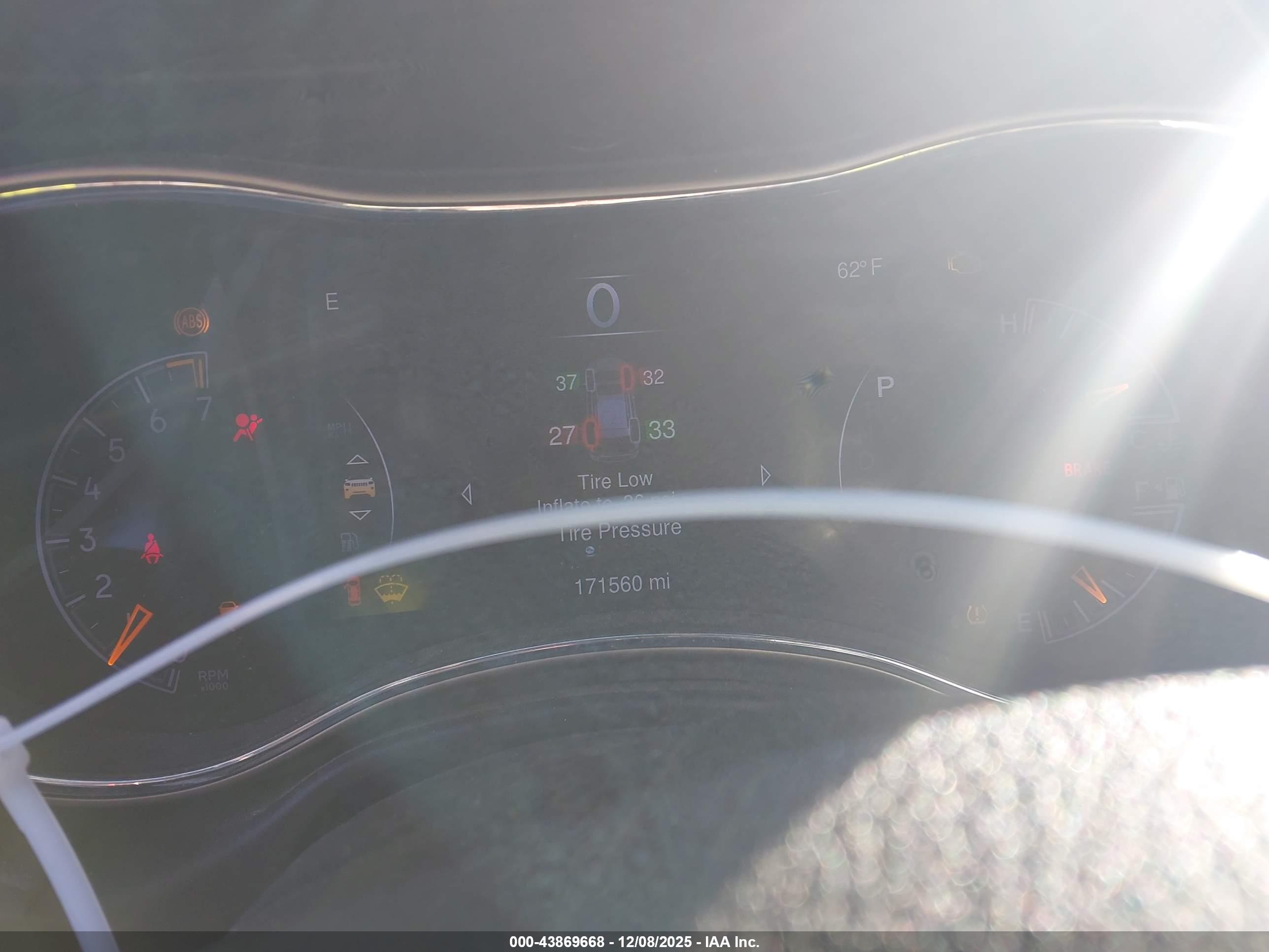 JEEP GRAND image 7