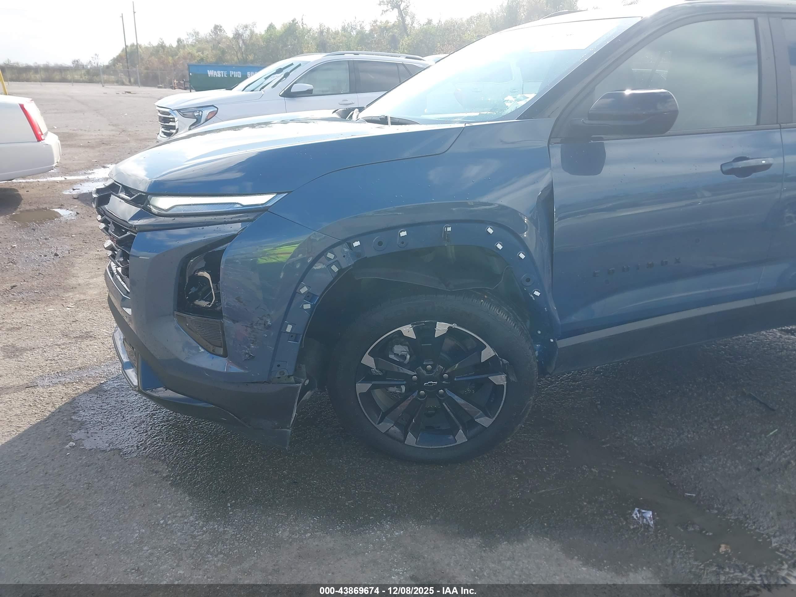 CHEVROLET EQUINOX image 6