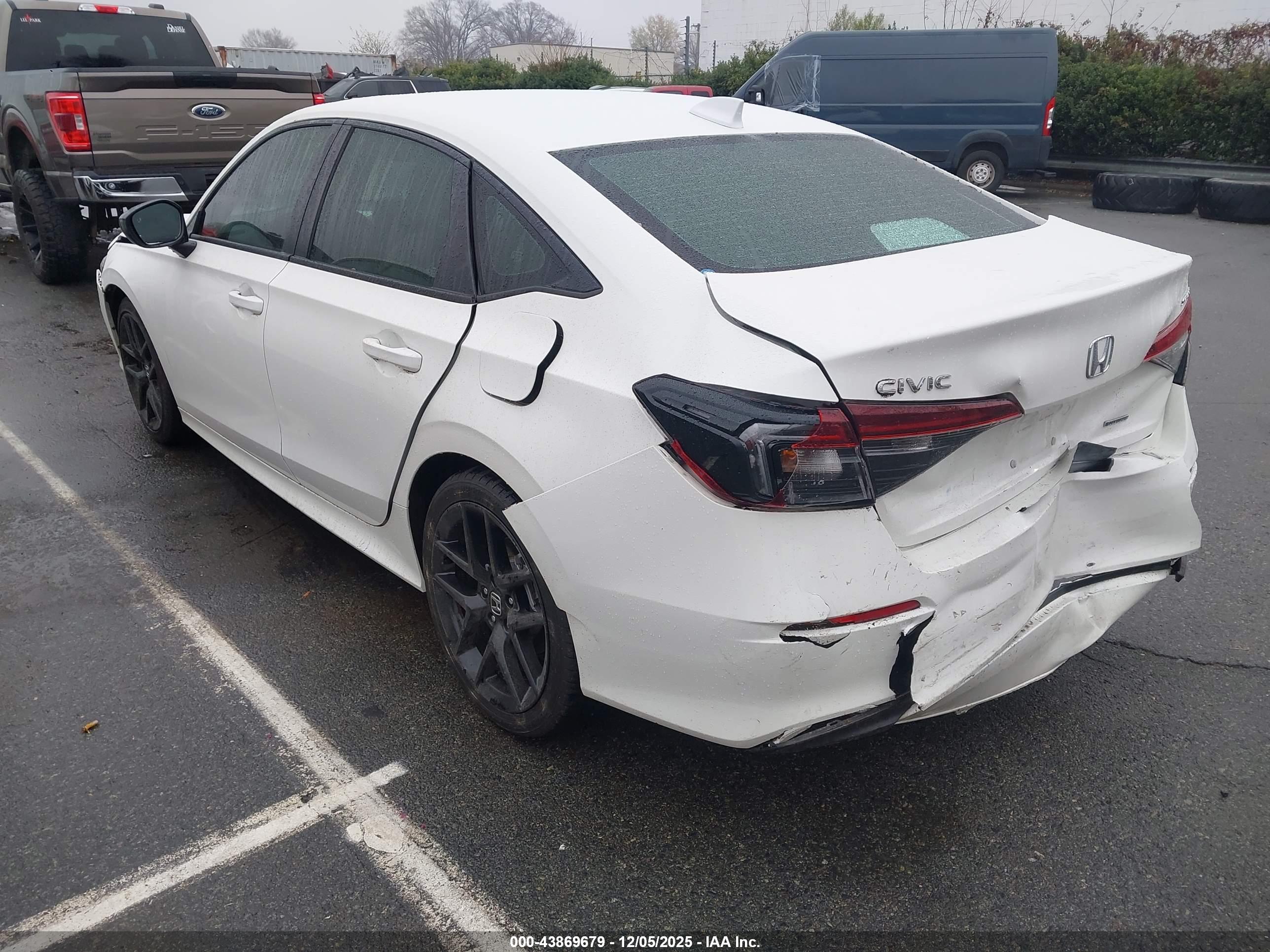 HONDA CIVIC image 3