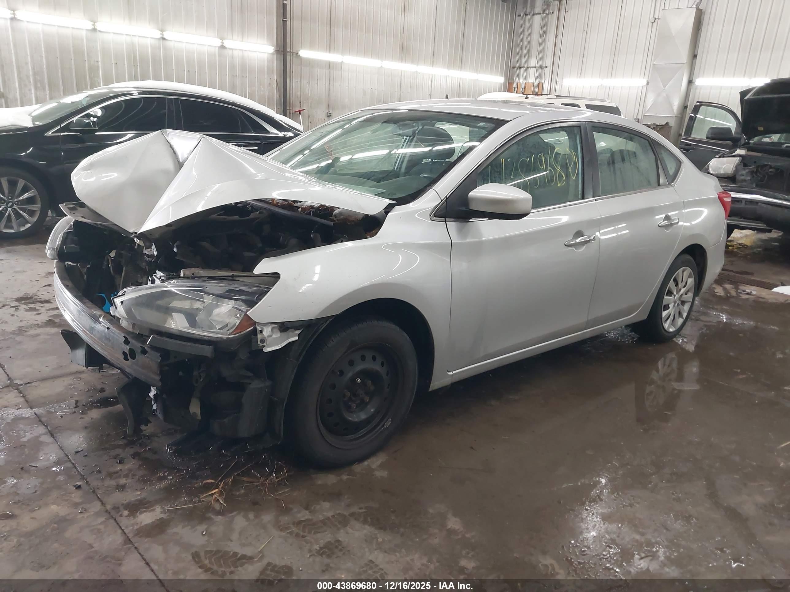 NISSAN SENTRA image 2