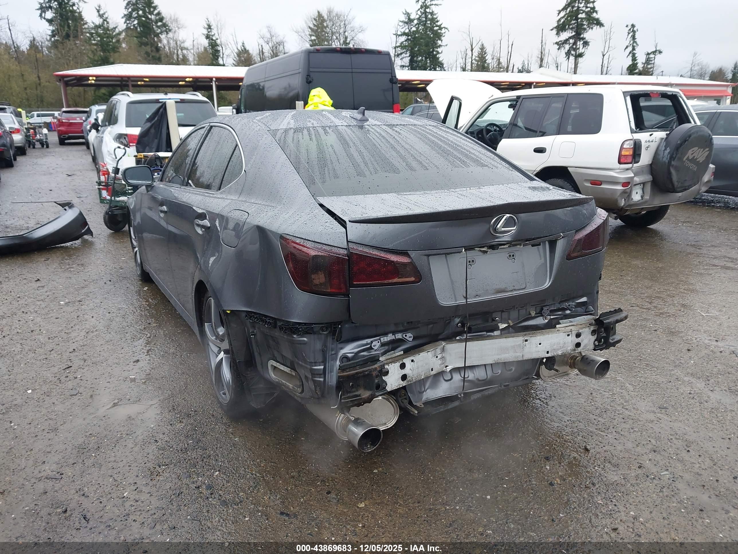 LEXUS IS image 6