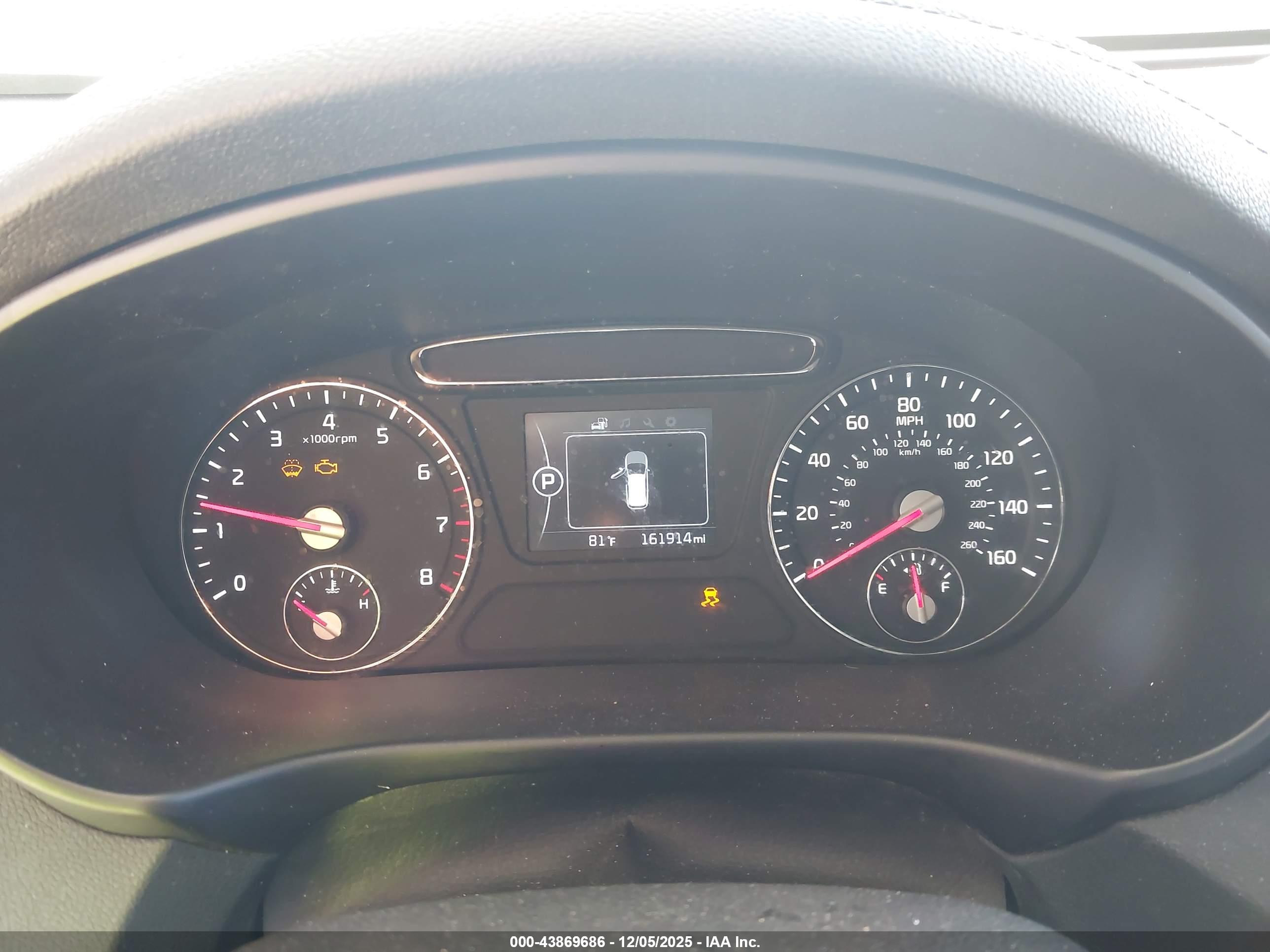 KIA SORENTO image 7