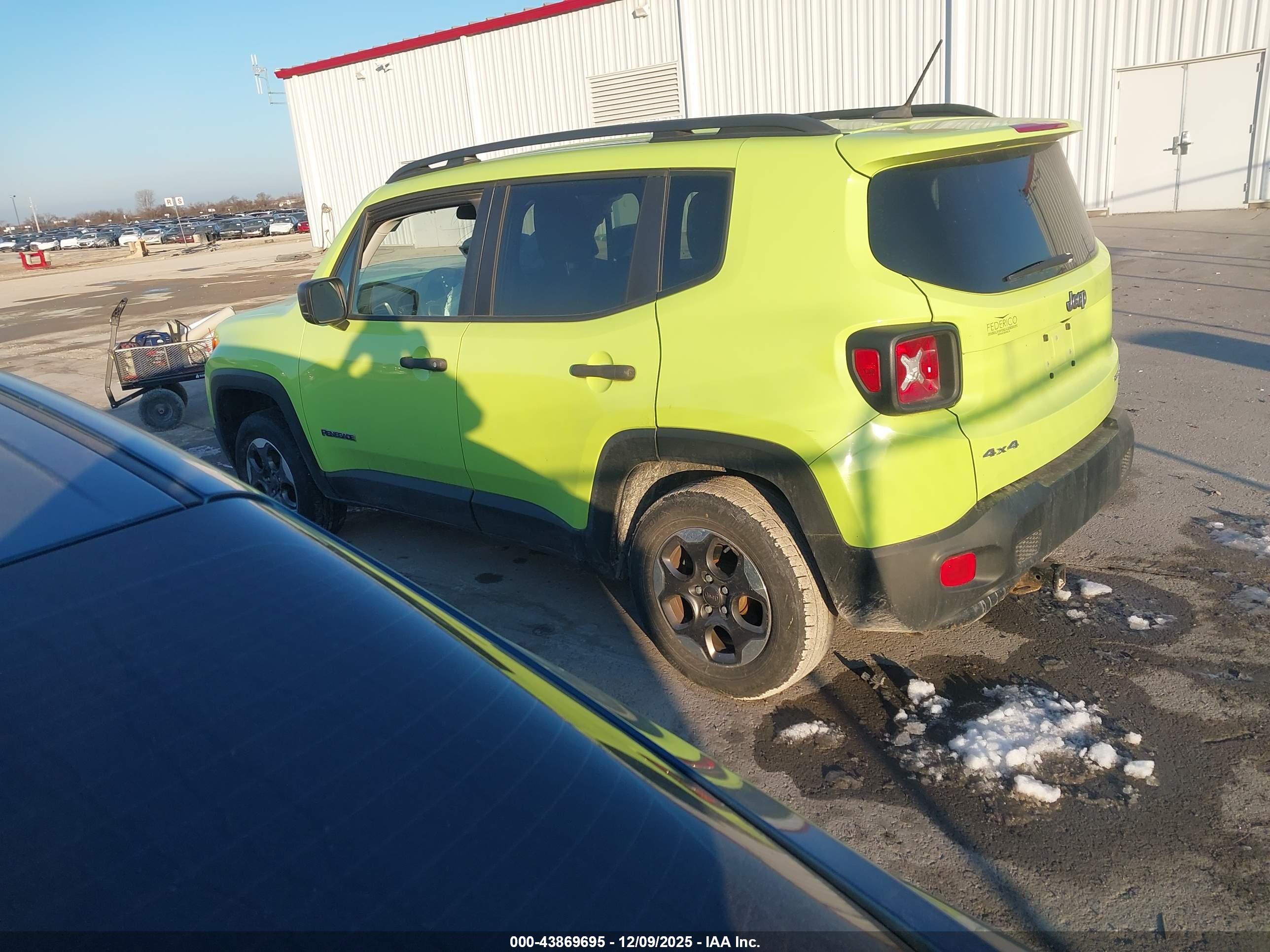 JEEP RENEGADE image 3