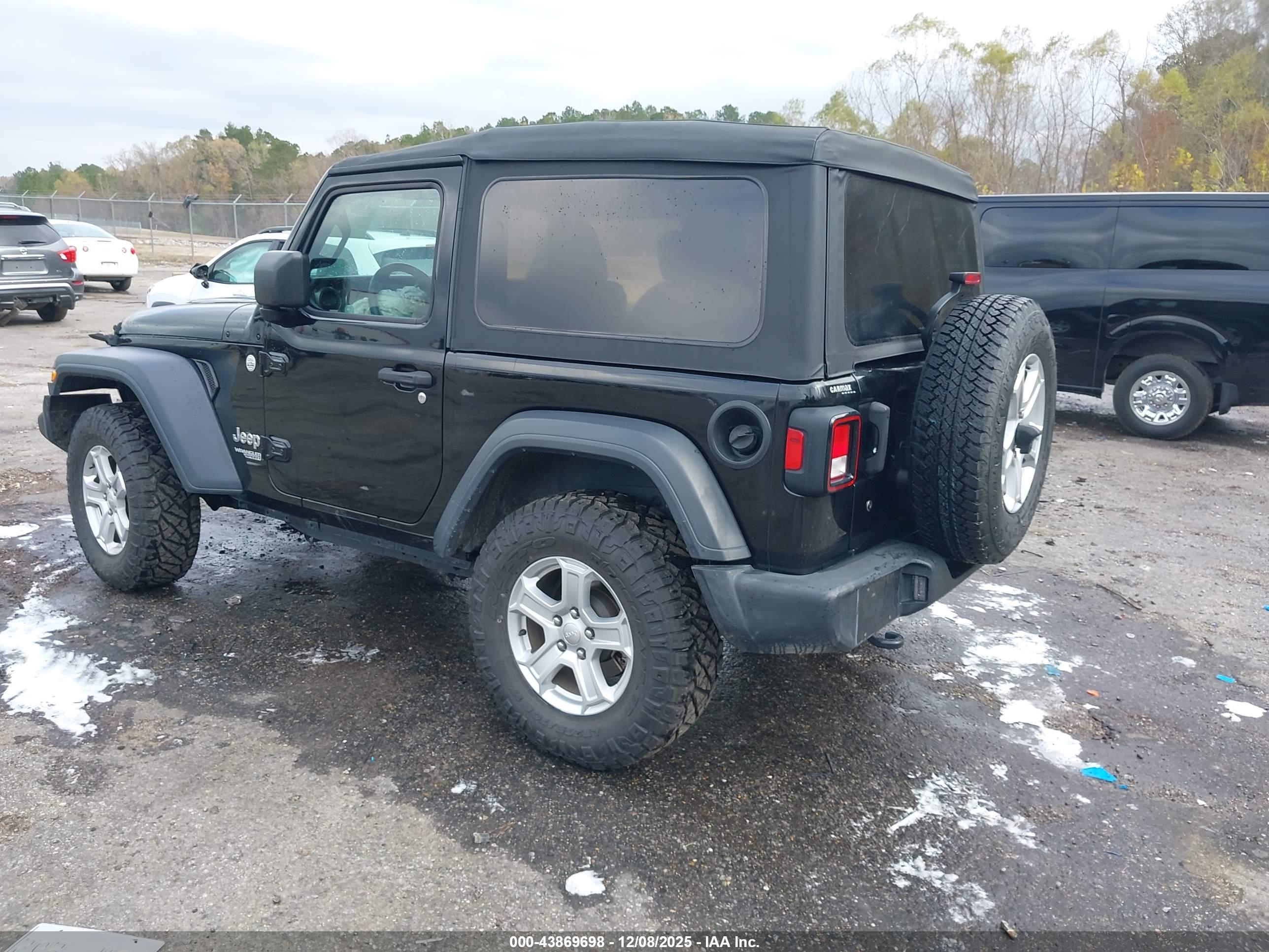 JEEP WRANGLER image 3
