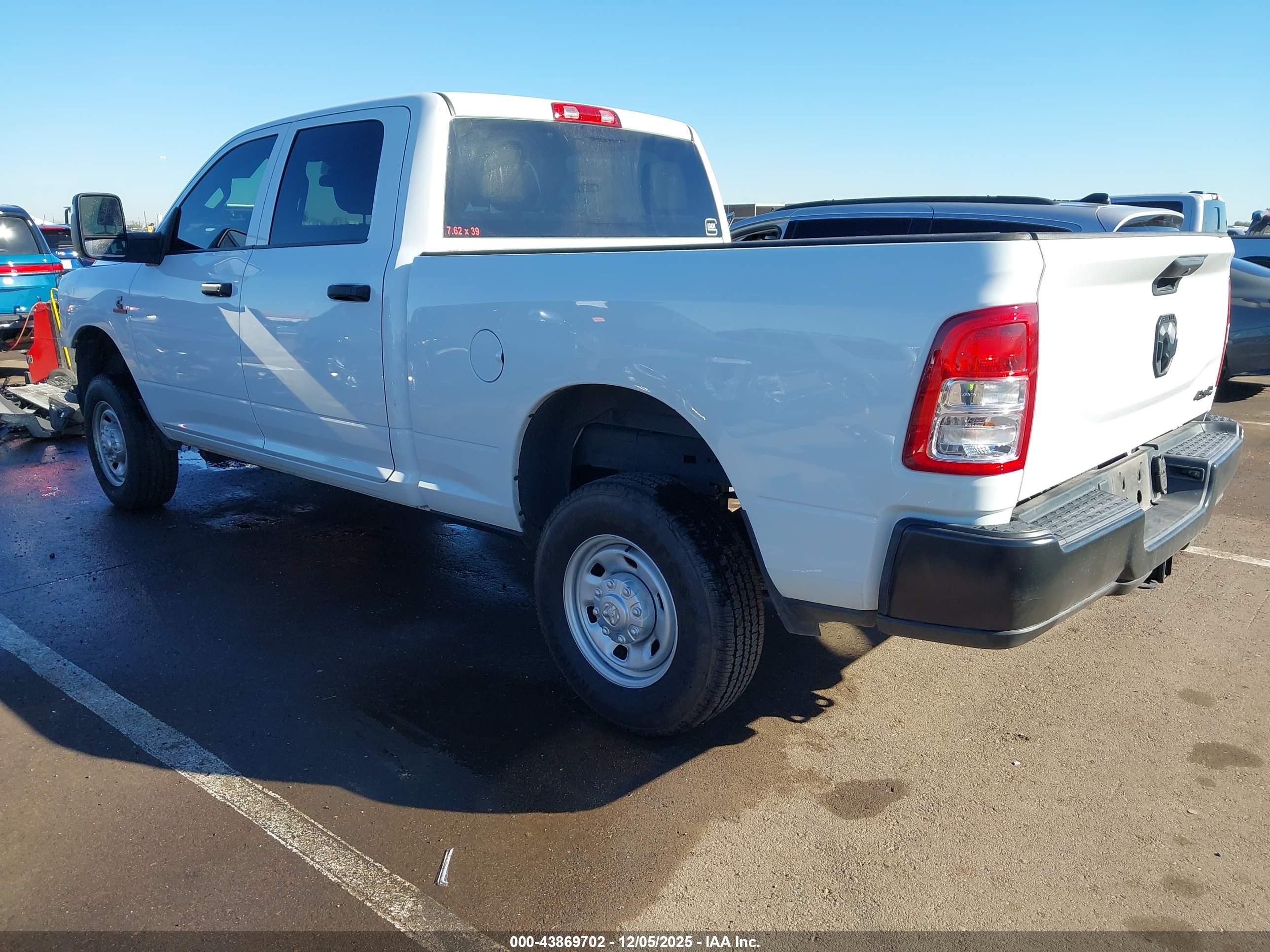 RAM 2500 image 3
