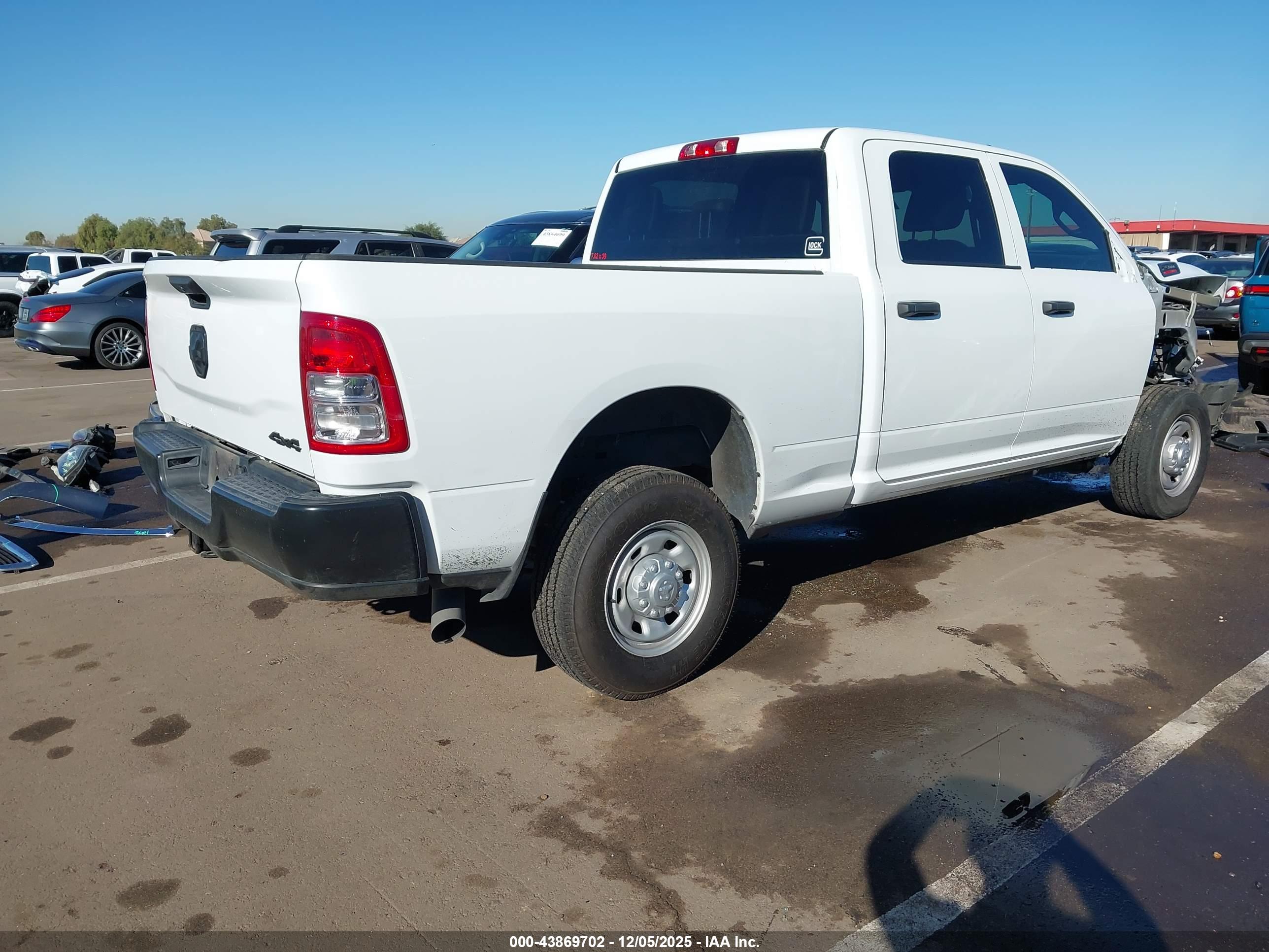 RAM 2500 image 4