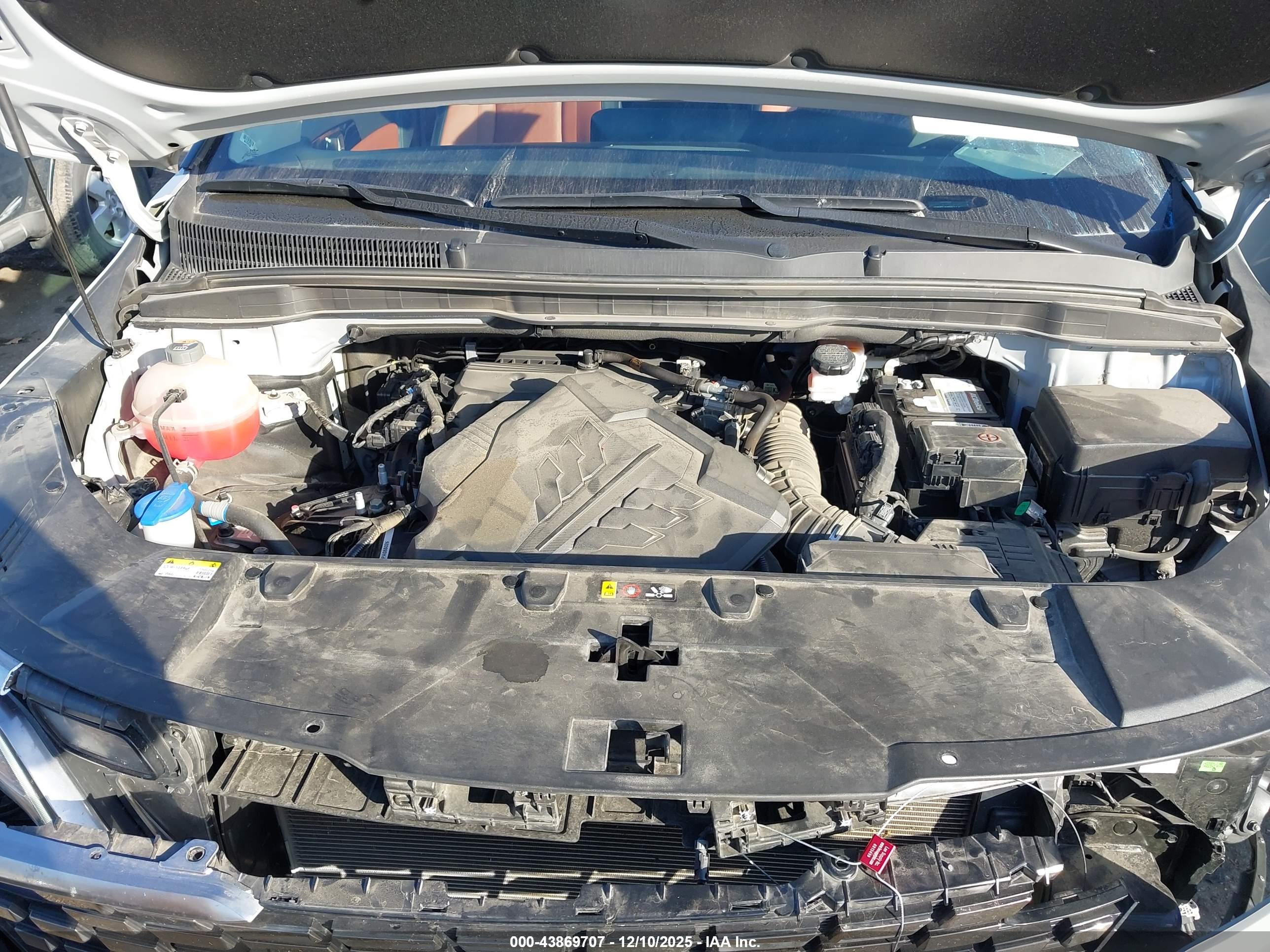 KIA CARNIVAL image 10