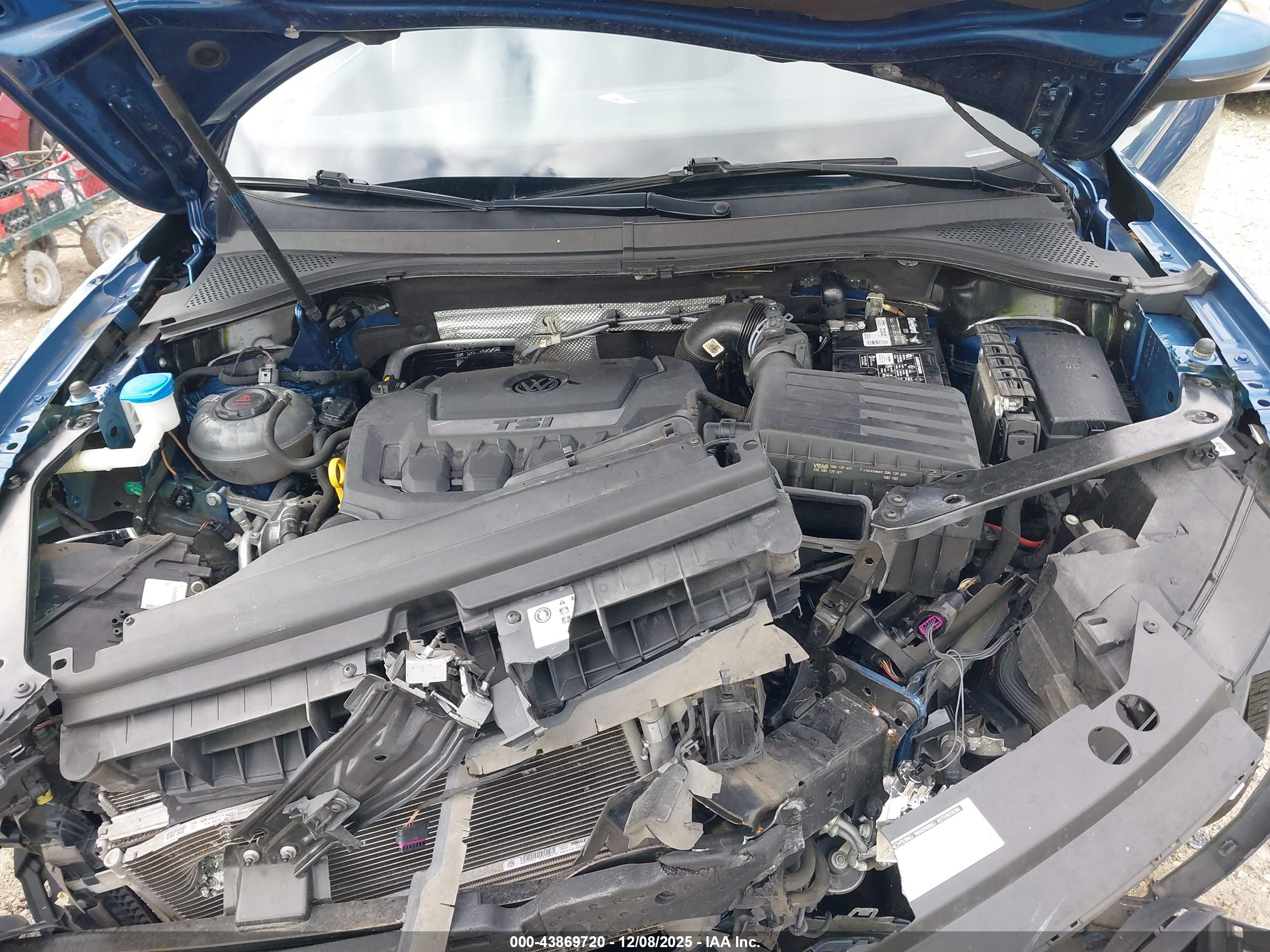 VOLKSWAGEN TIGUAN image 10