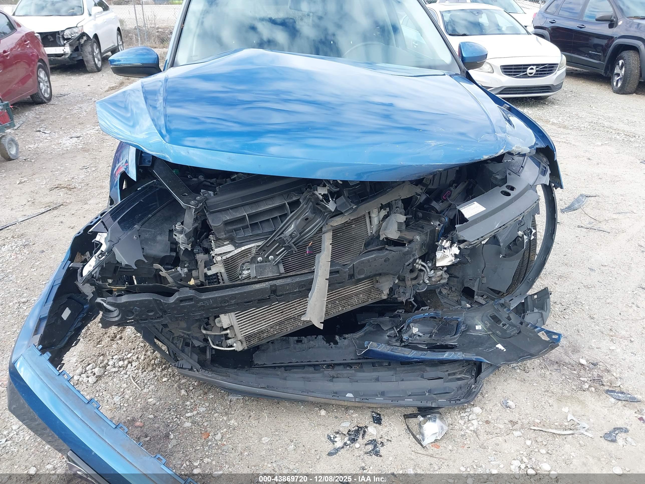 VOLKSWAGEN TIGUAN image 6