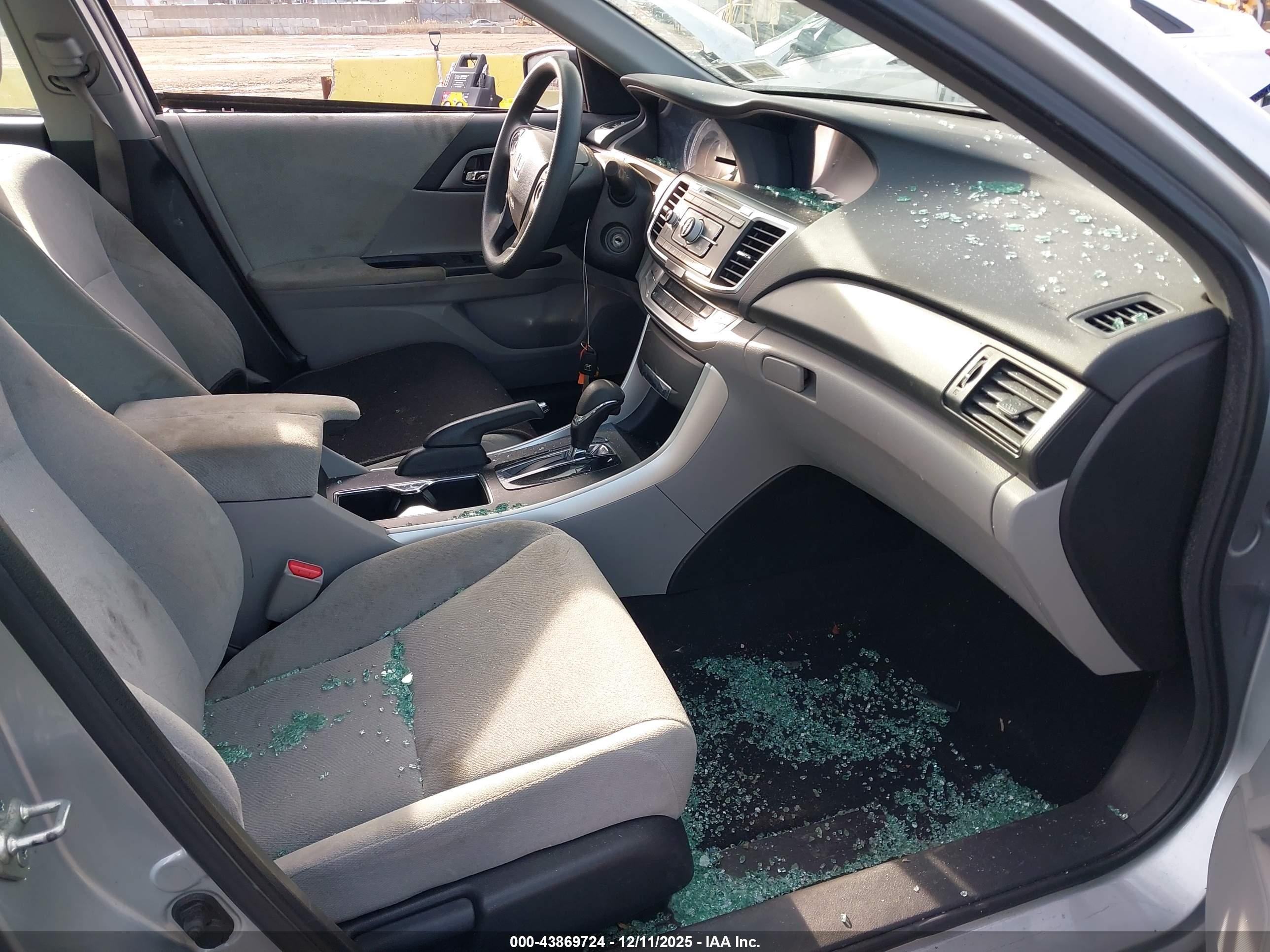 HONDA ACCORD image 5