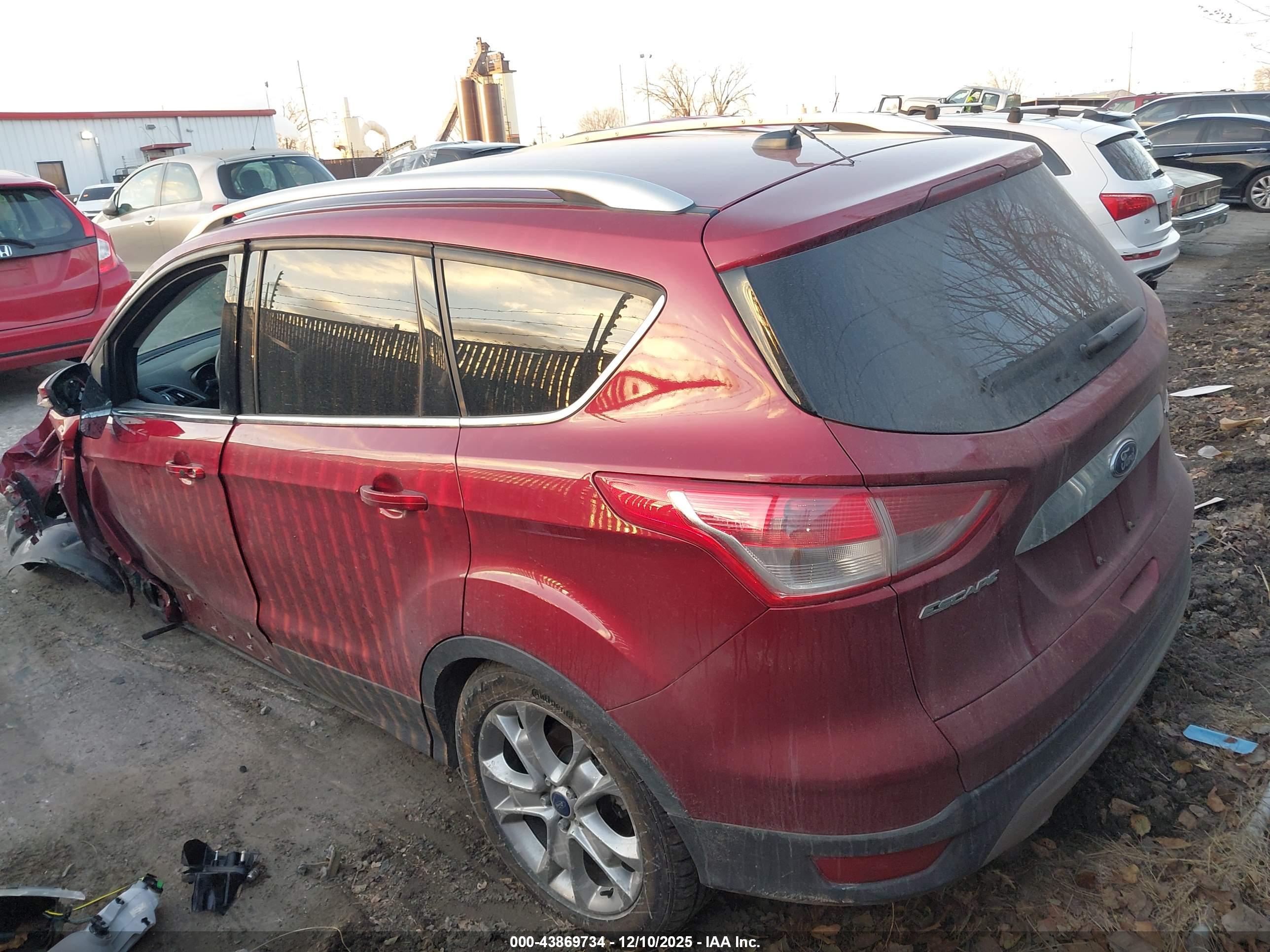 FORD ESCAPE image 3